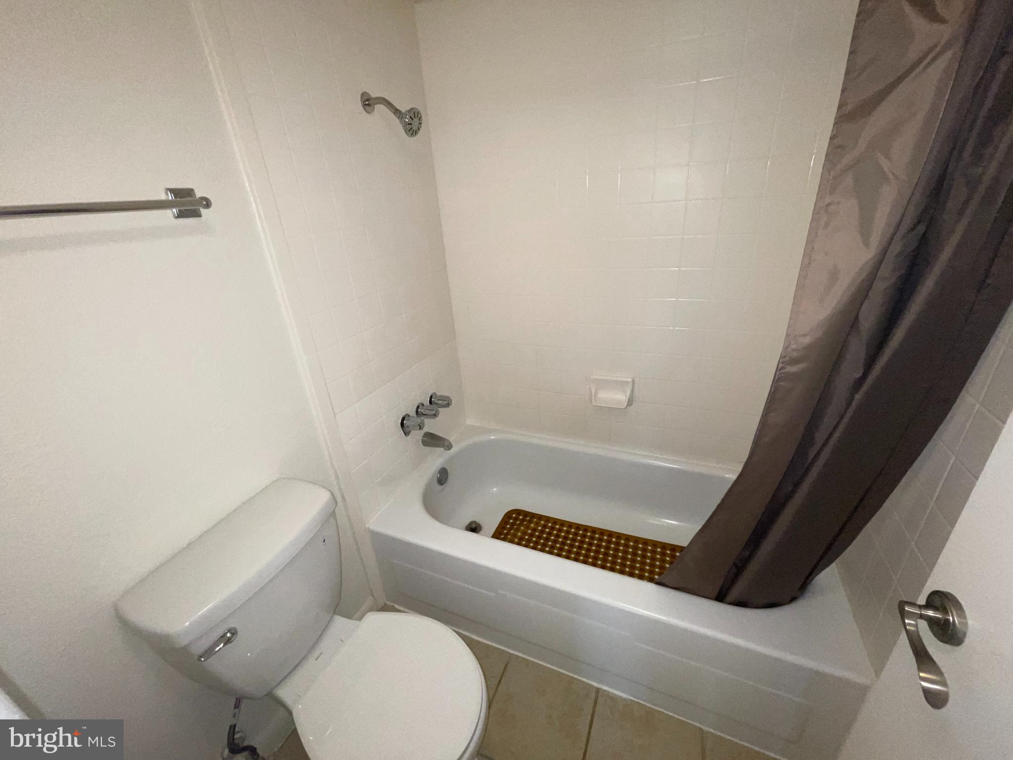 WEST END - Residential Lease