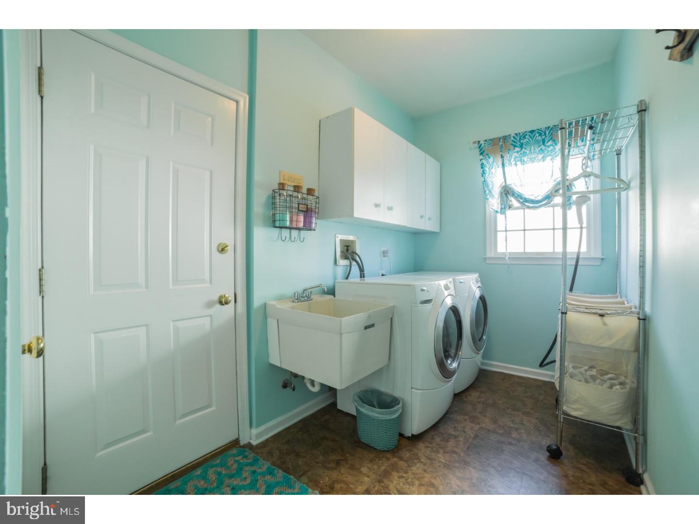 CREEKSIDE AT BLUE BELL - Residential