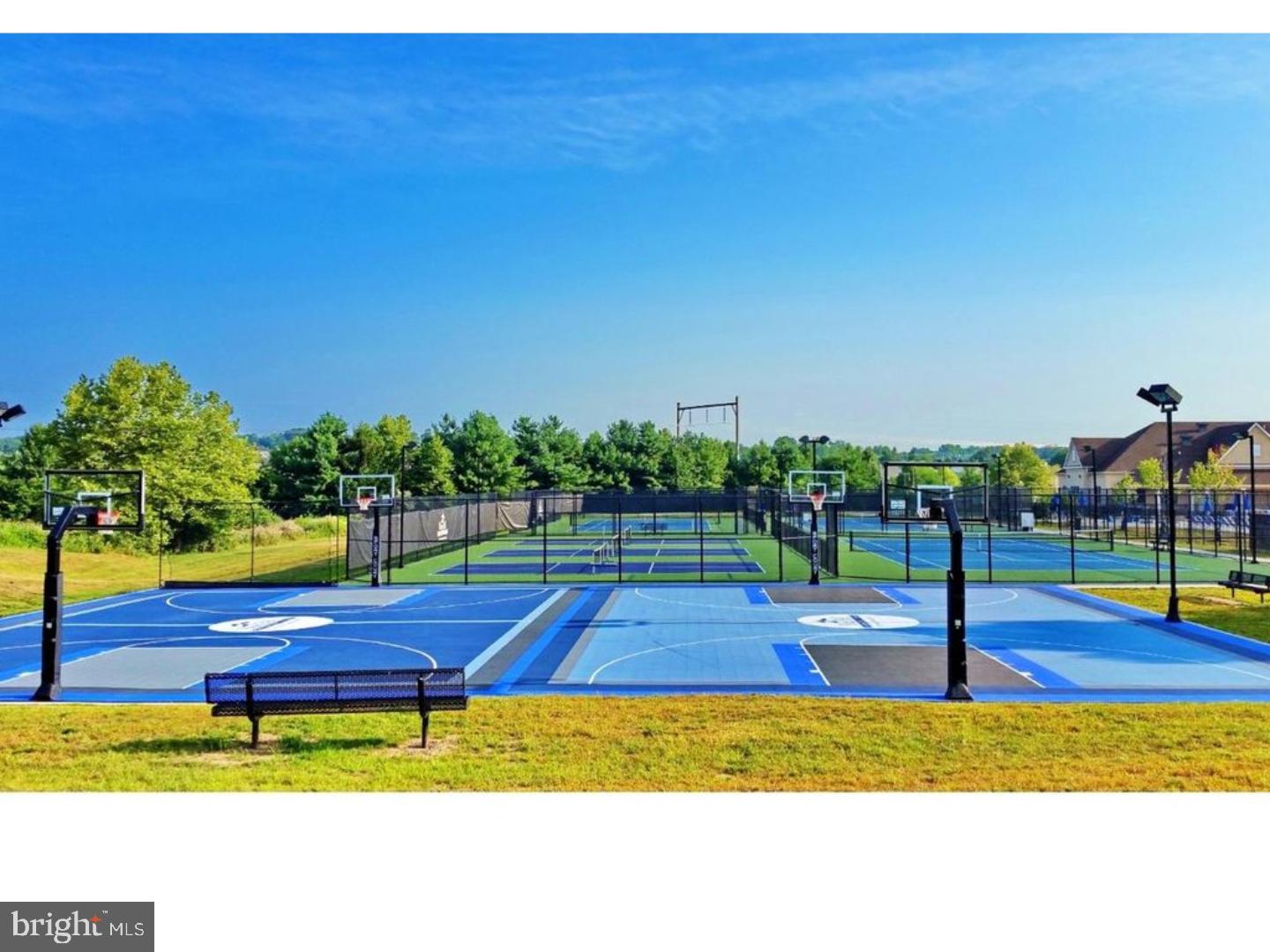 CREEKSIDE AT BLUE BELL - Residential