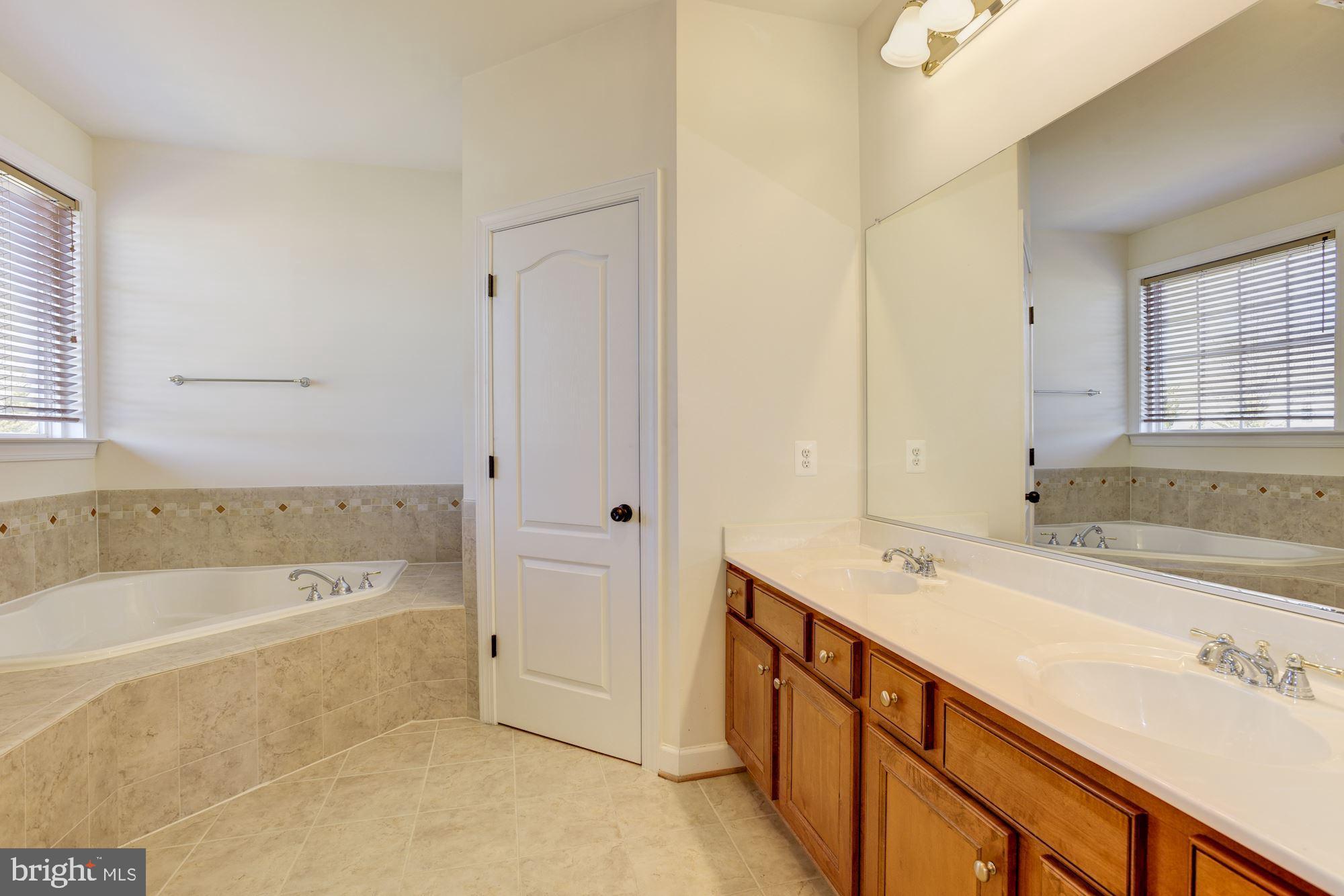 MISTY MEADOWS - Residential