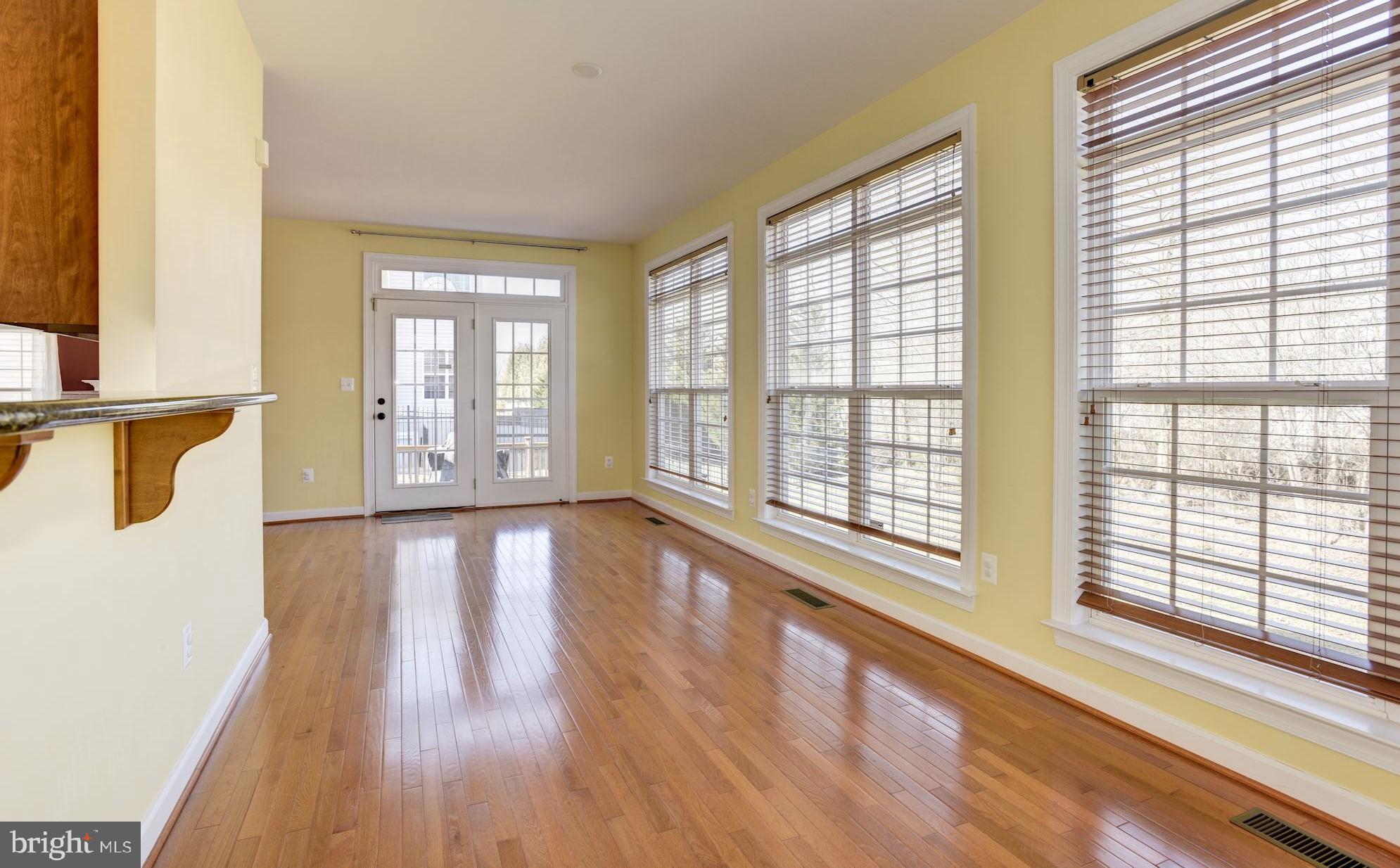 MISTY MEADOWS - Residential