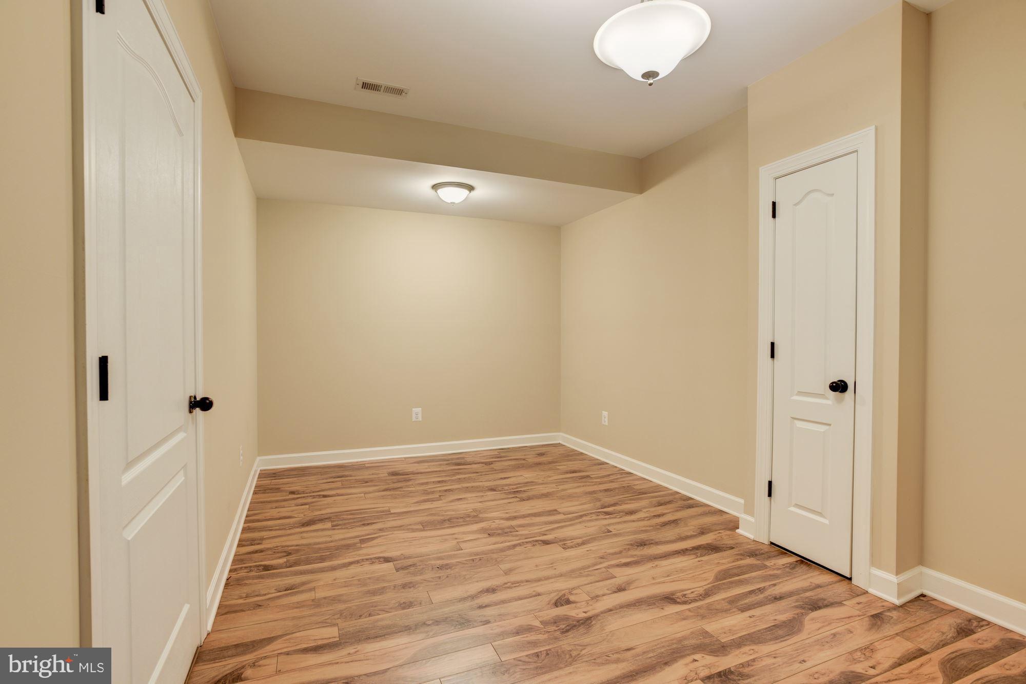 MISTY MEADOWS - Residential