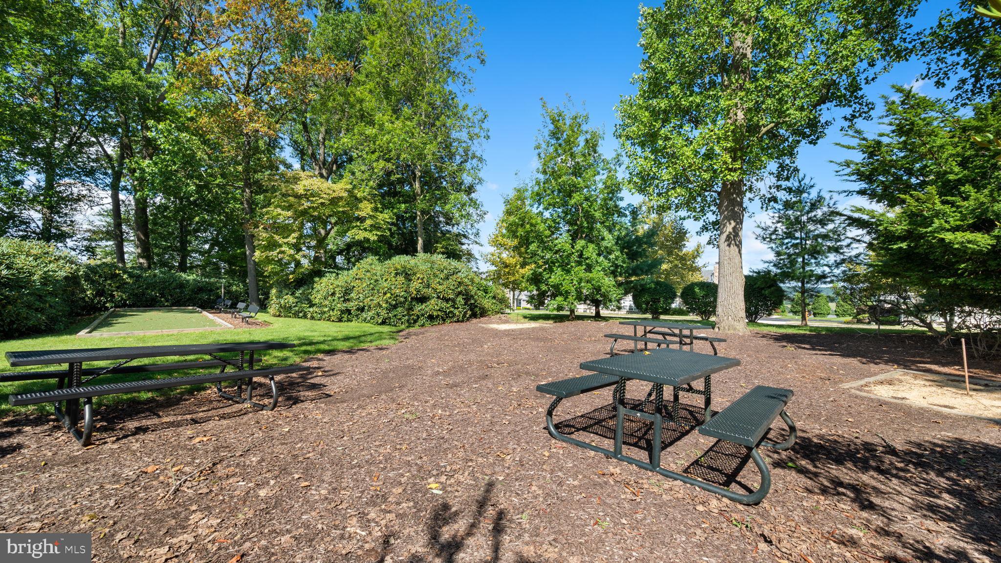 VILLAGES AT HILLVIEW - Residential