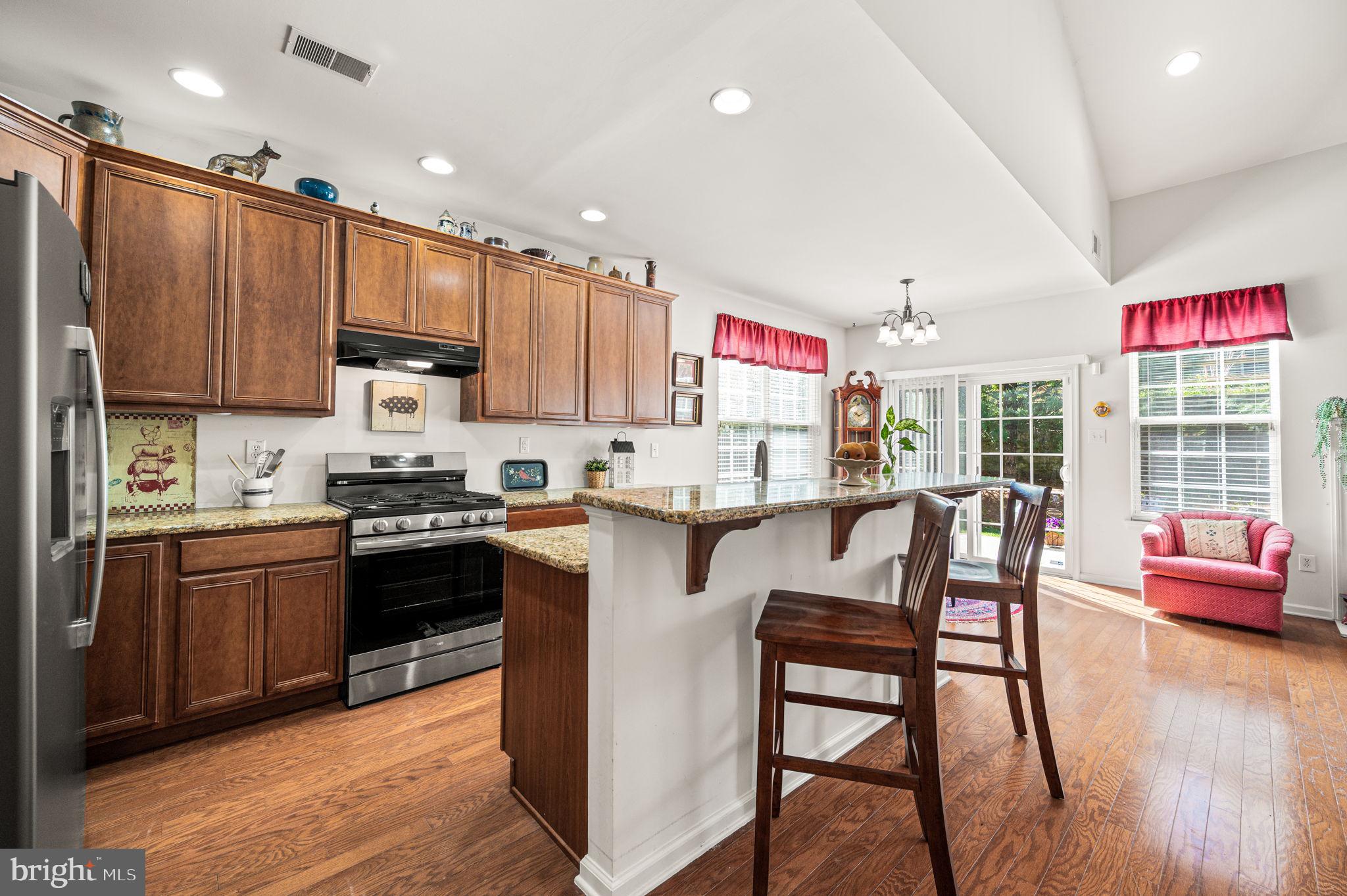 VILLAGES AT HILLVIEW - Residential