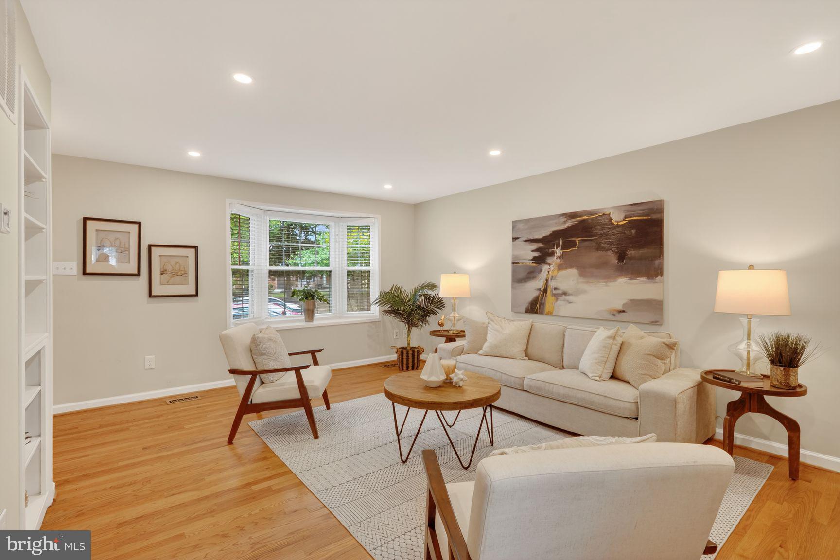 WINTER HILL - Residential