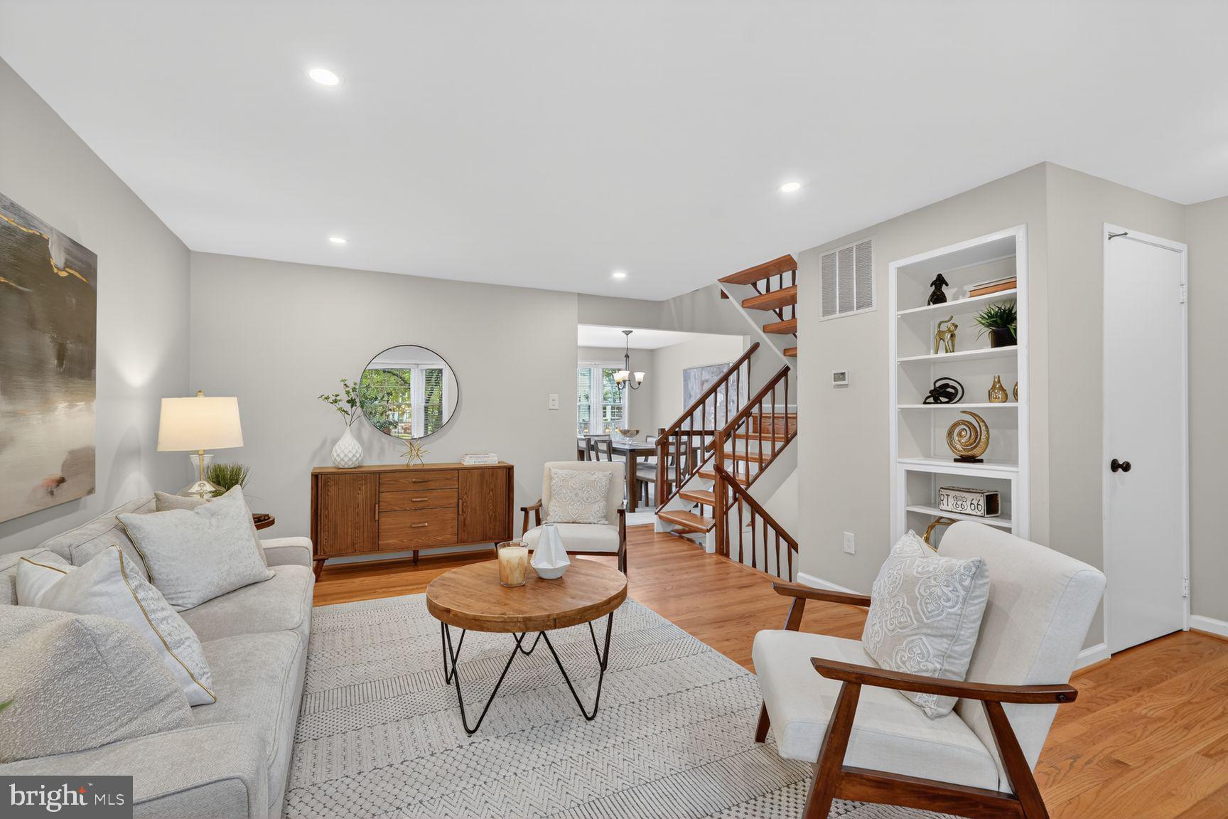 WINTER HILL - Residential