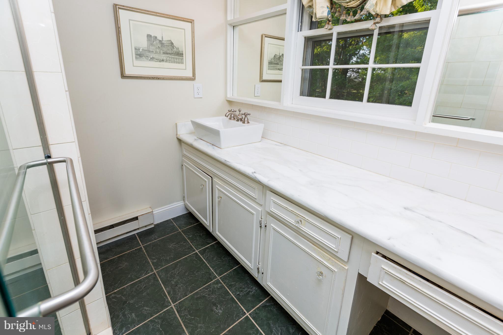 SURREYFIELD - Residential