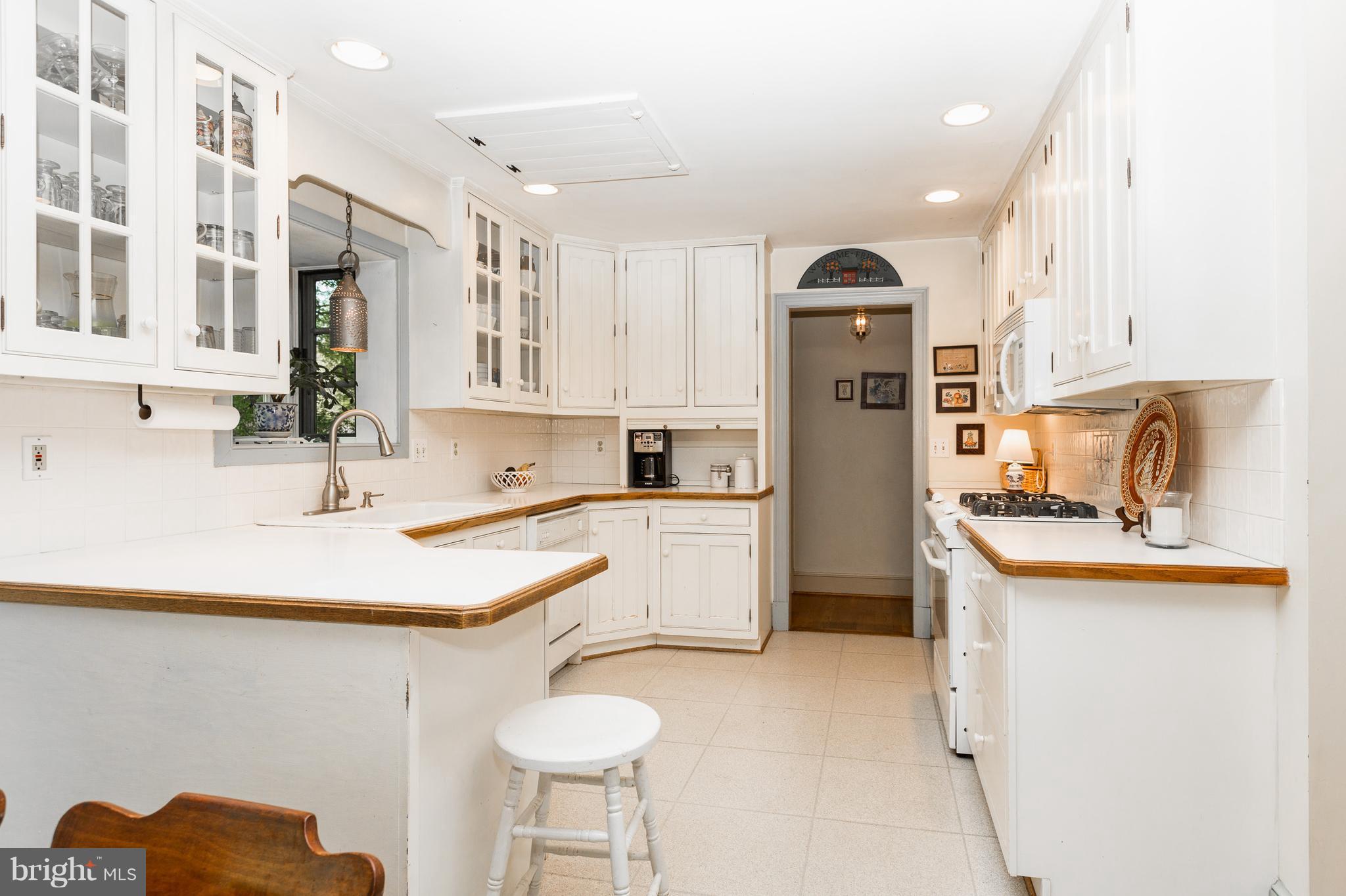 SURREYFIELD - Residential