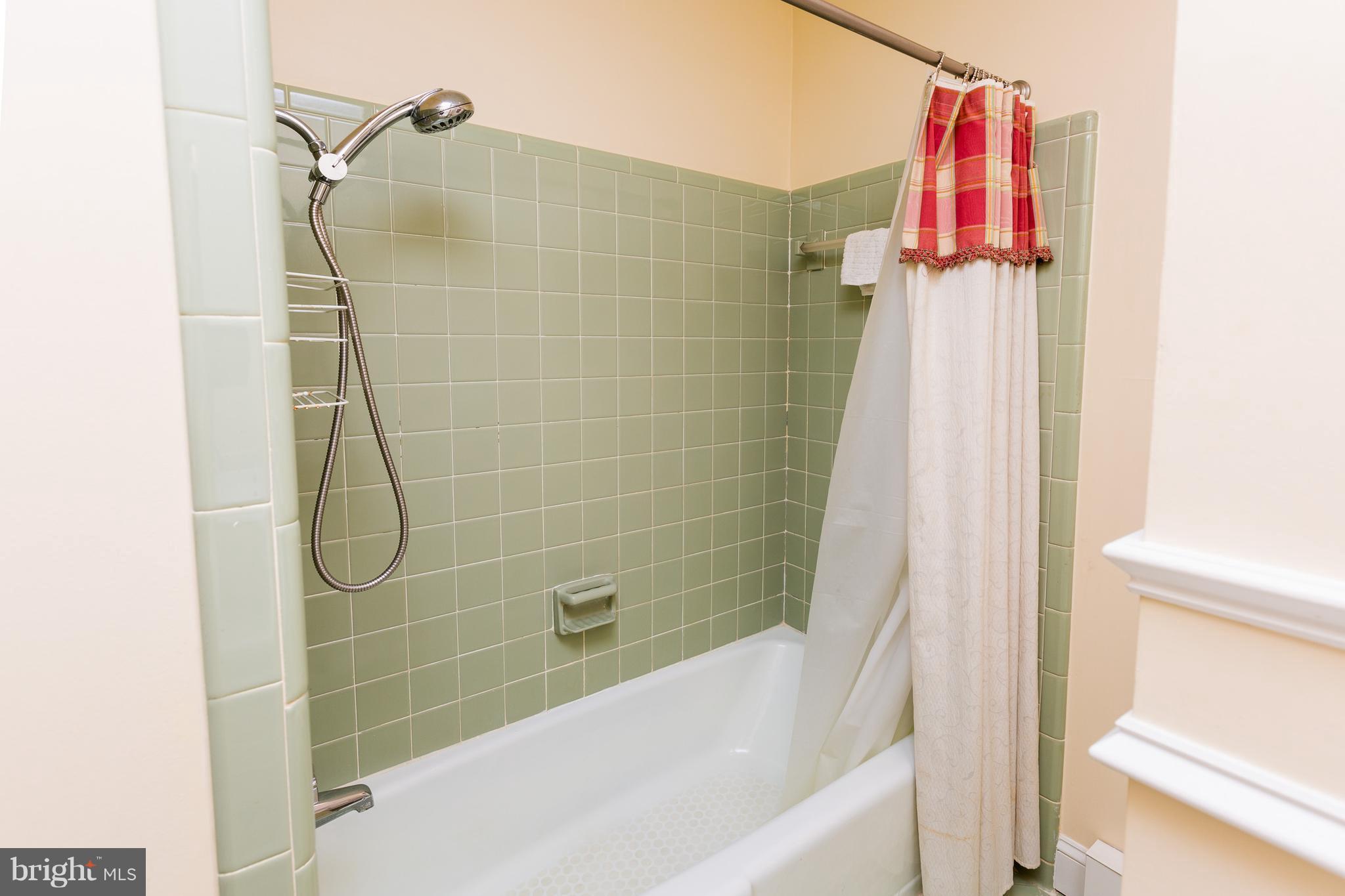 SURREYFIELD - Residential