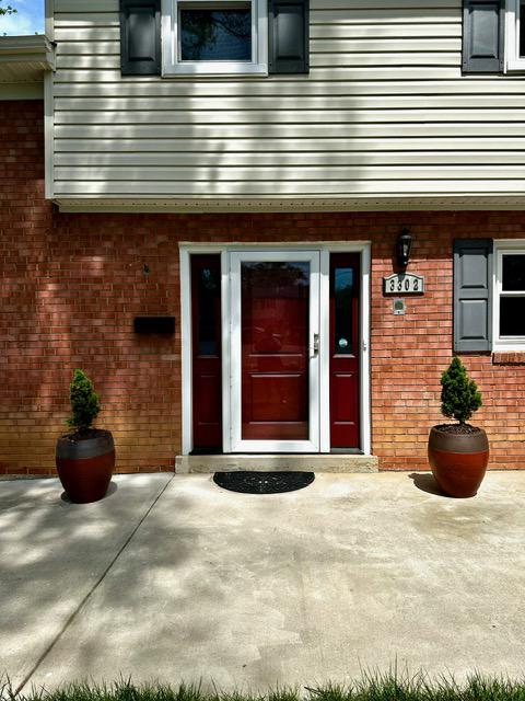 3302 CHICAMUXEN COURT