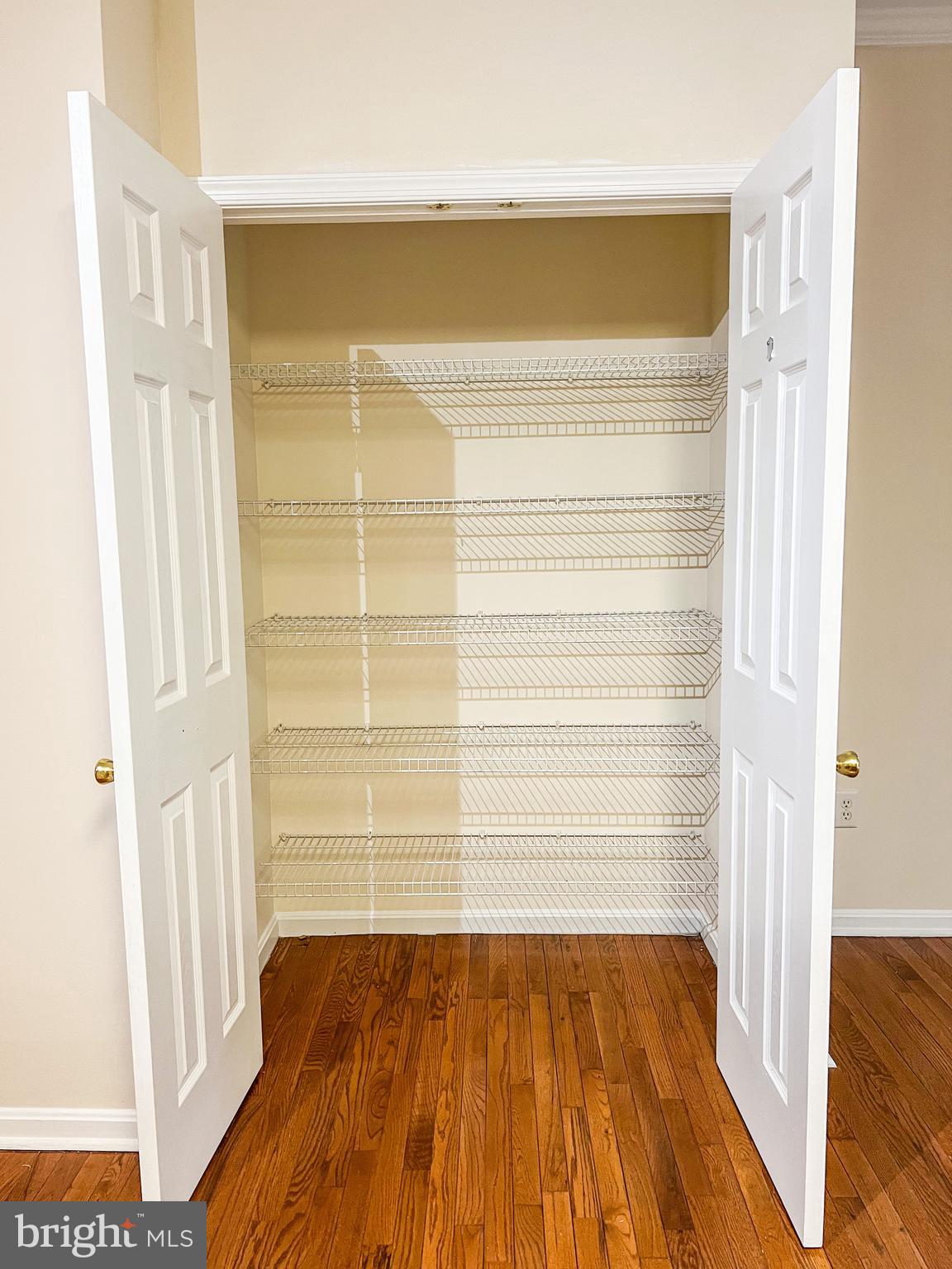 PINEY ORCHARD - Residential Lease