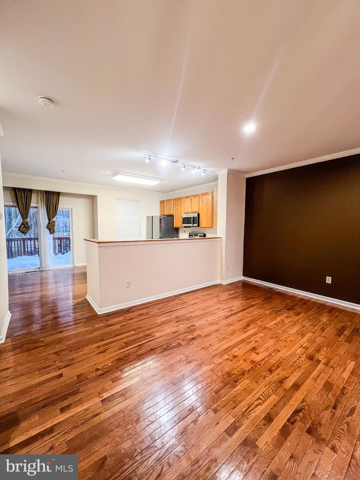 PINEY ORCHARD - Residential Lease