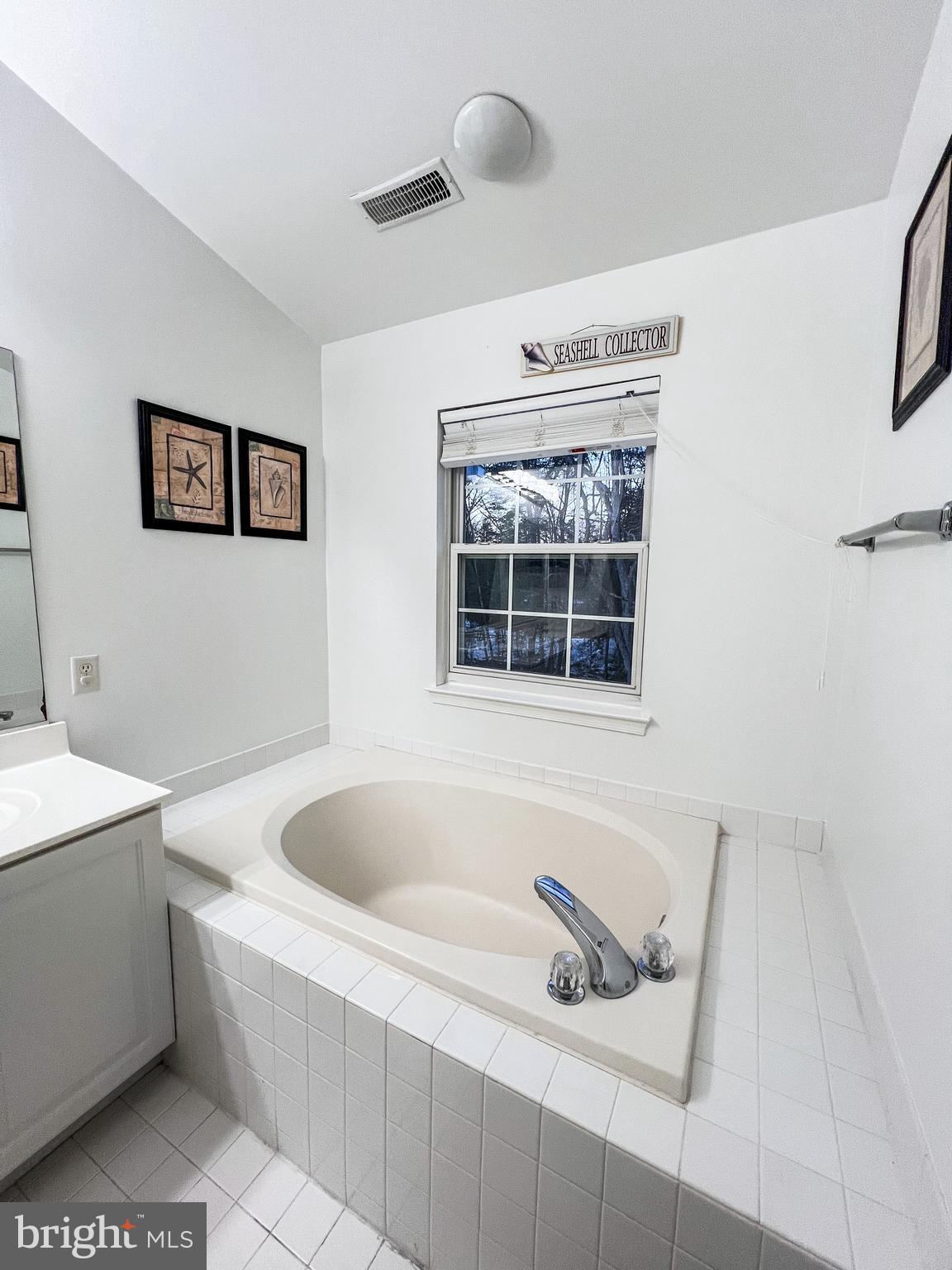 PINEY ORCHARD - Residential Lease