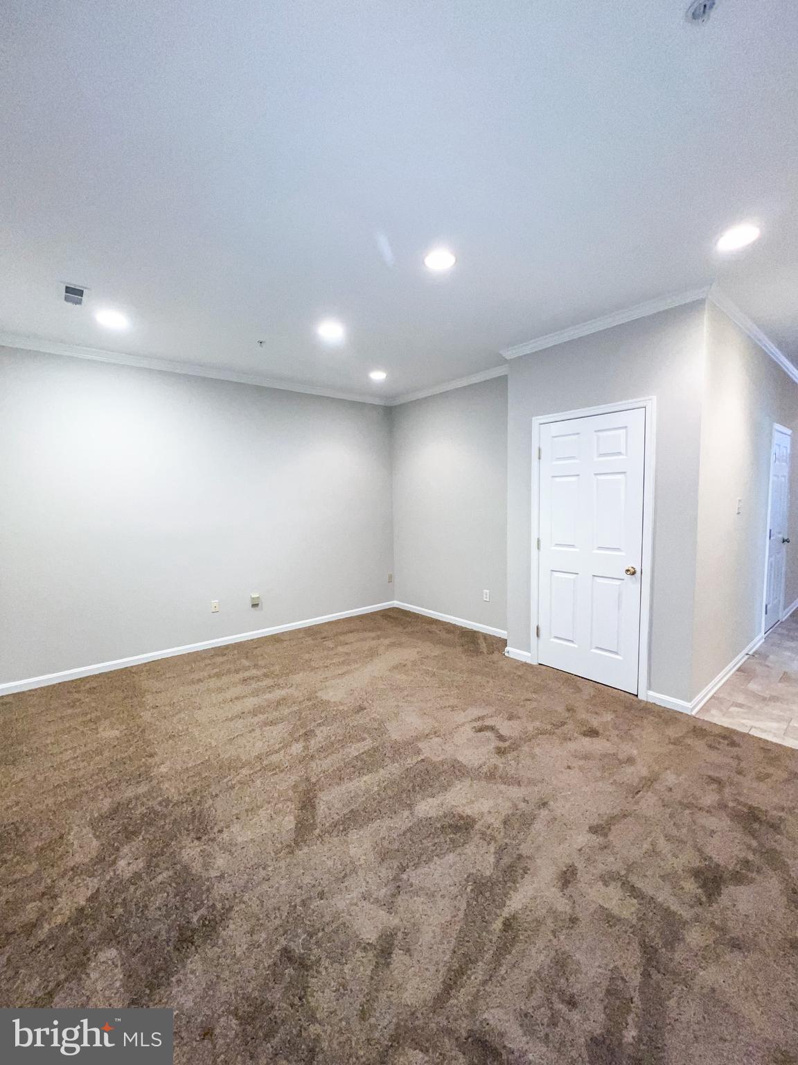 PINEY ORCHARD - Residential Lease