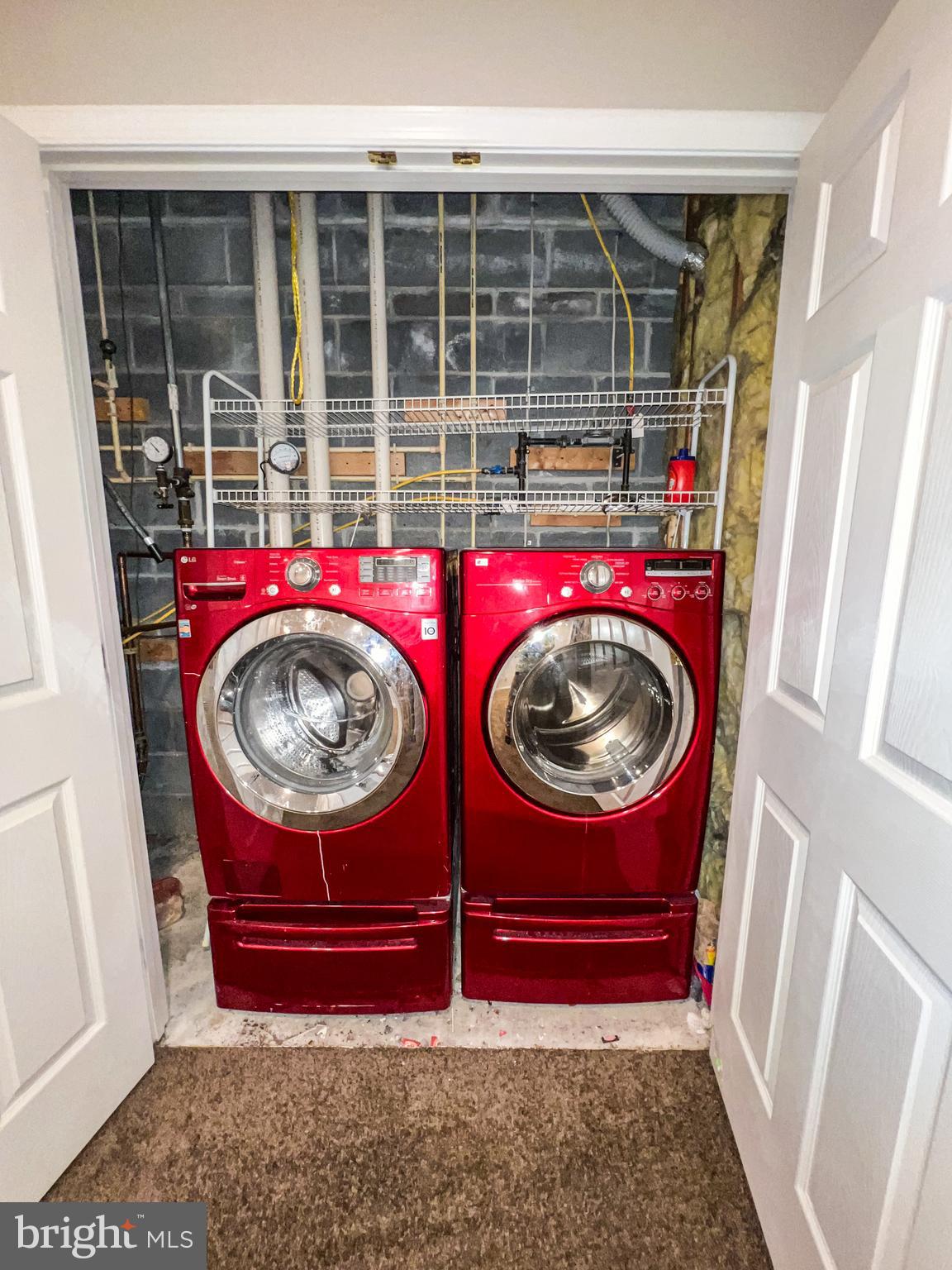 PINEY ORCHARD - Residential Lease