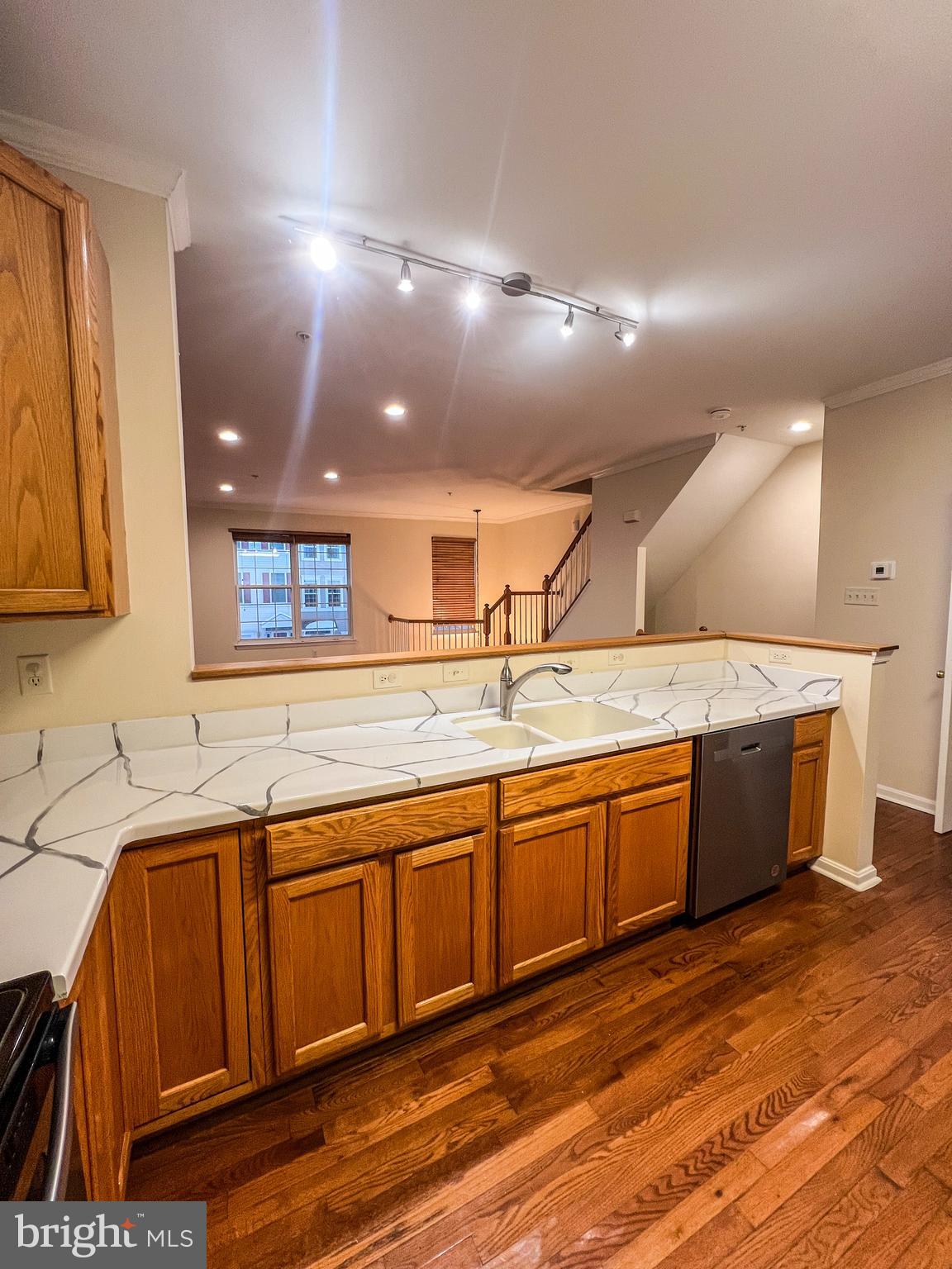 PINEY ORCHARD - Residential Lease