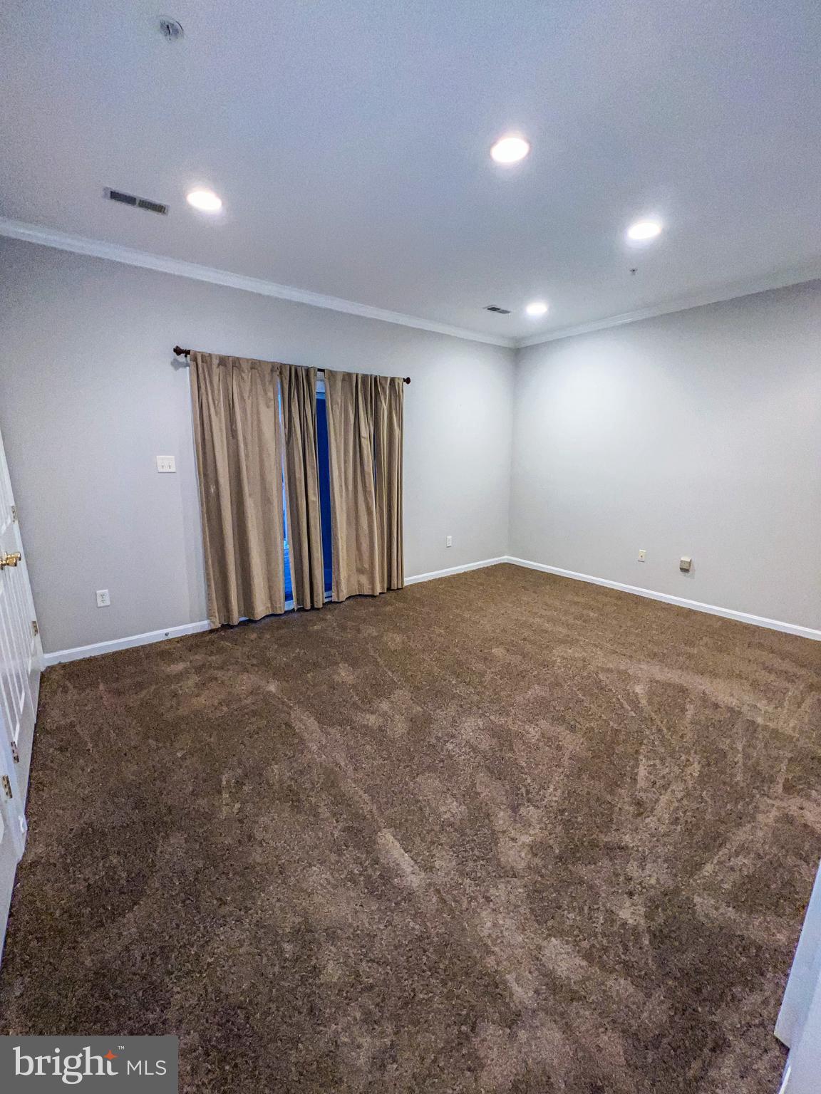 PINEY ORCHARD - Residential Lease