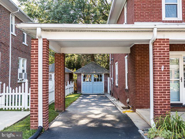 OLD EAST YORK - Residential