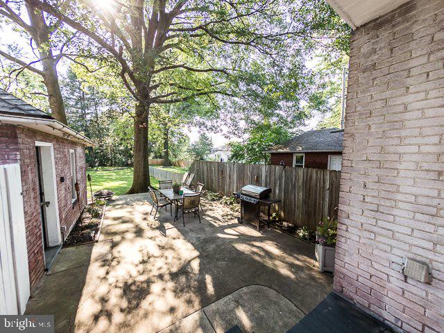 OLD EAST YORK - Residential