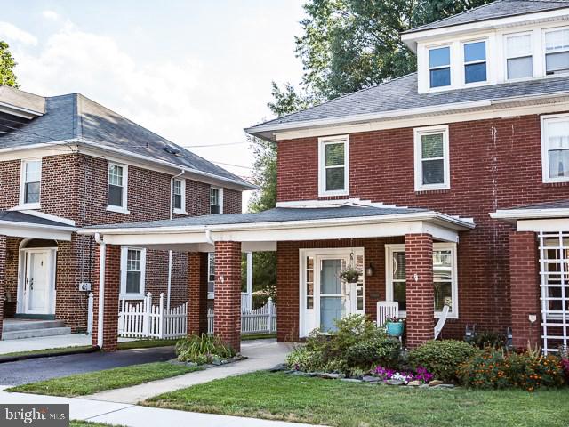 OLD EAST YORK - Residential