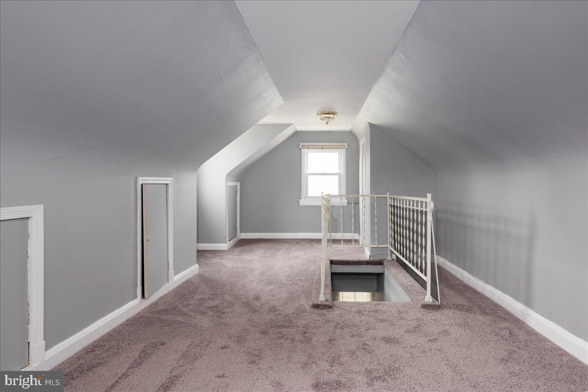 LANDSDOWNE - Residential