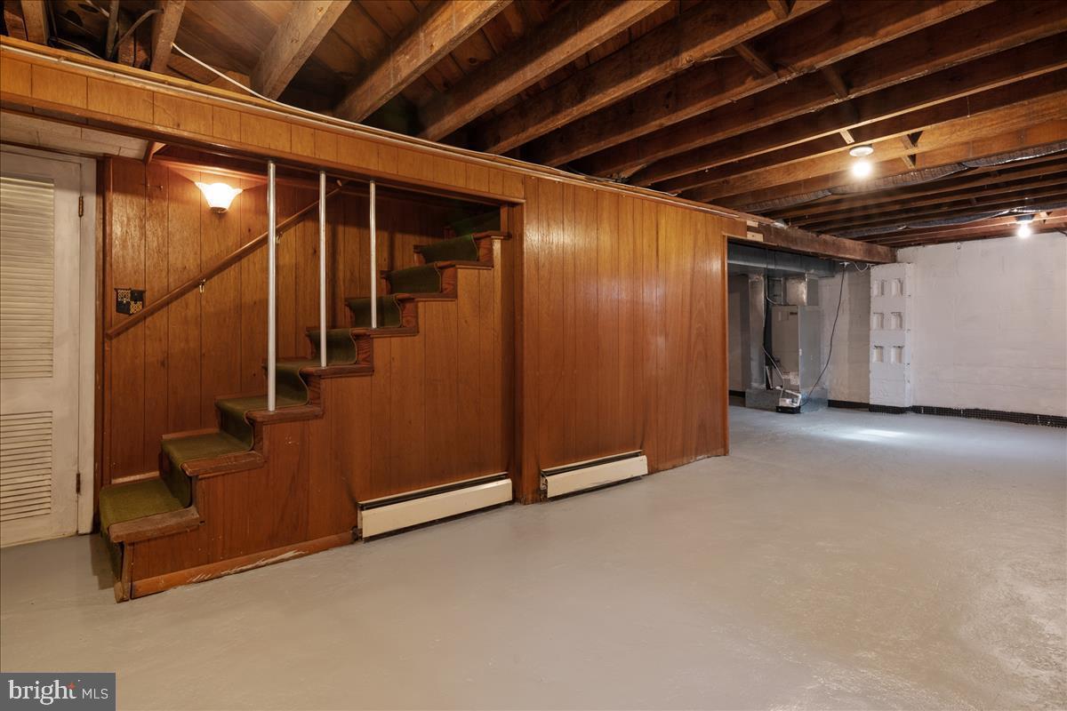 LANDSDOWNE - Residential