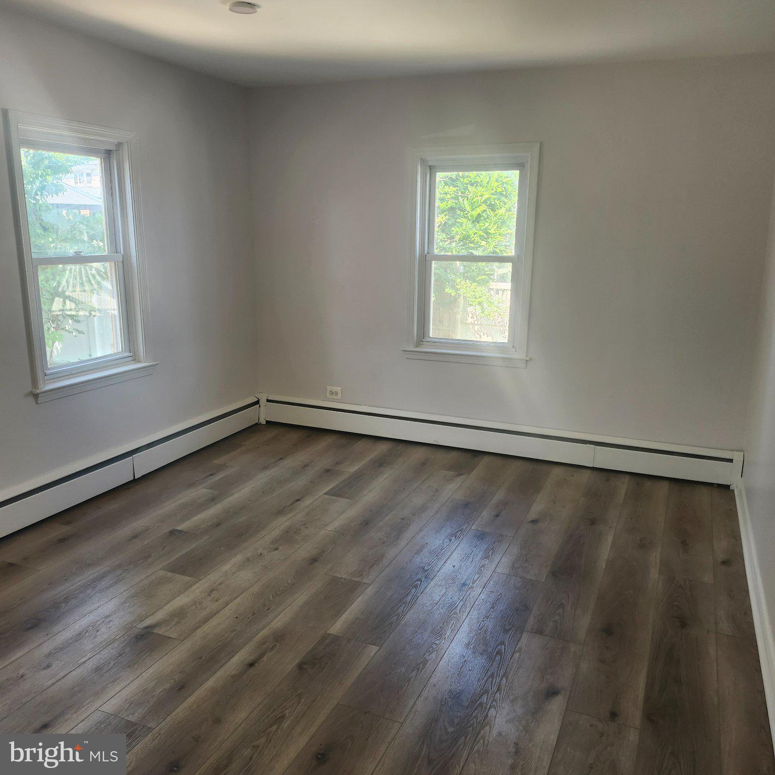 LANDSDOWNE - Residential