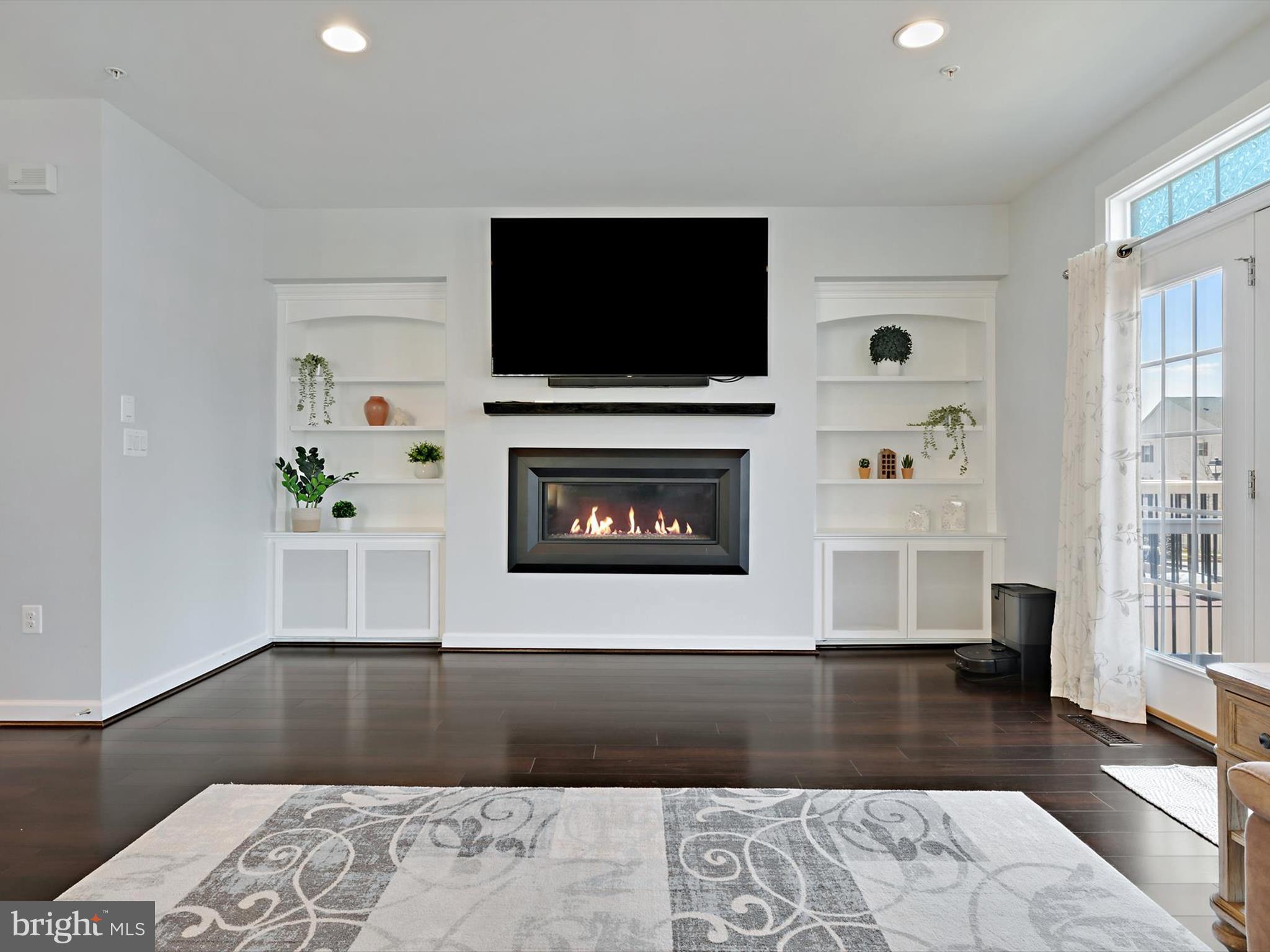 PARKSIDE - Residential