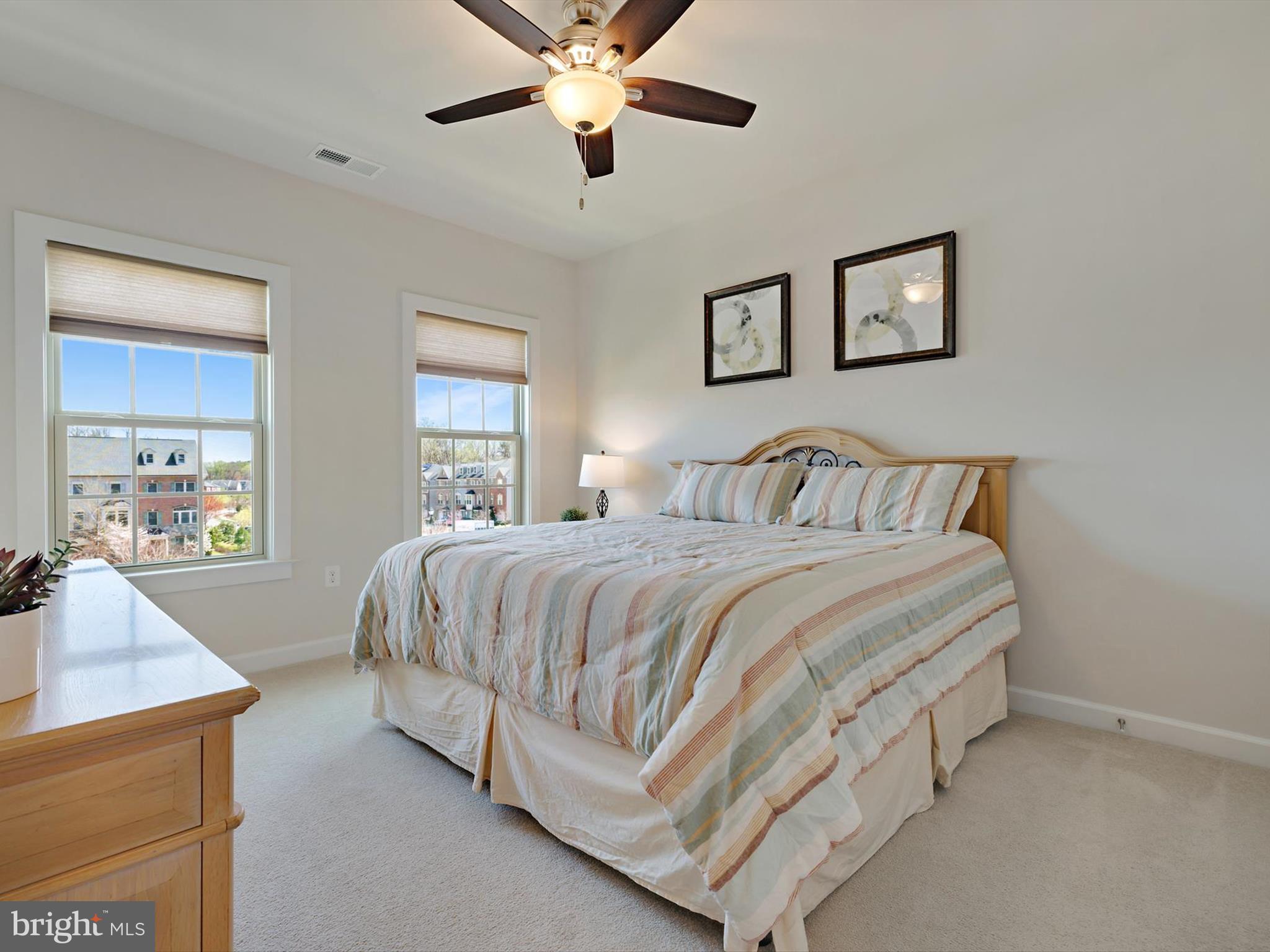 PARKSIDE - Residential