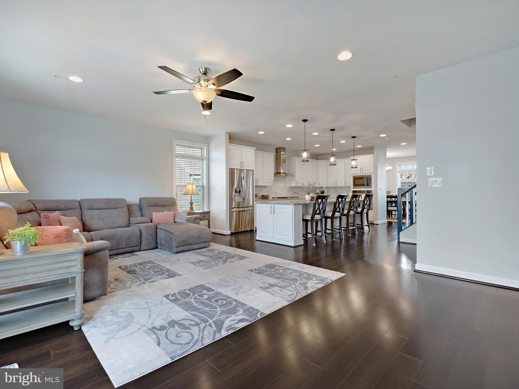 PARKSIDE - Residential