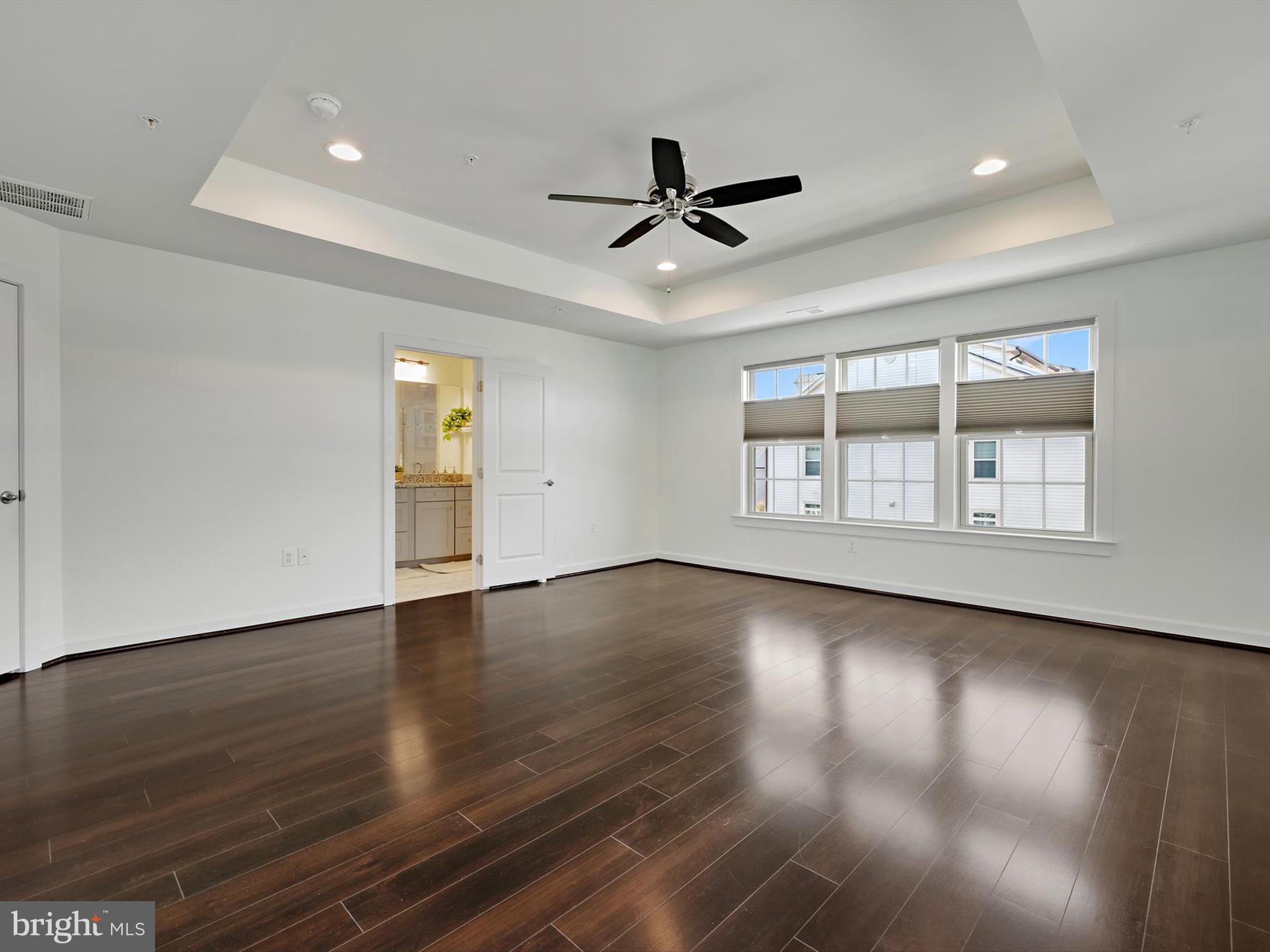 PARKSIDE - Residential