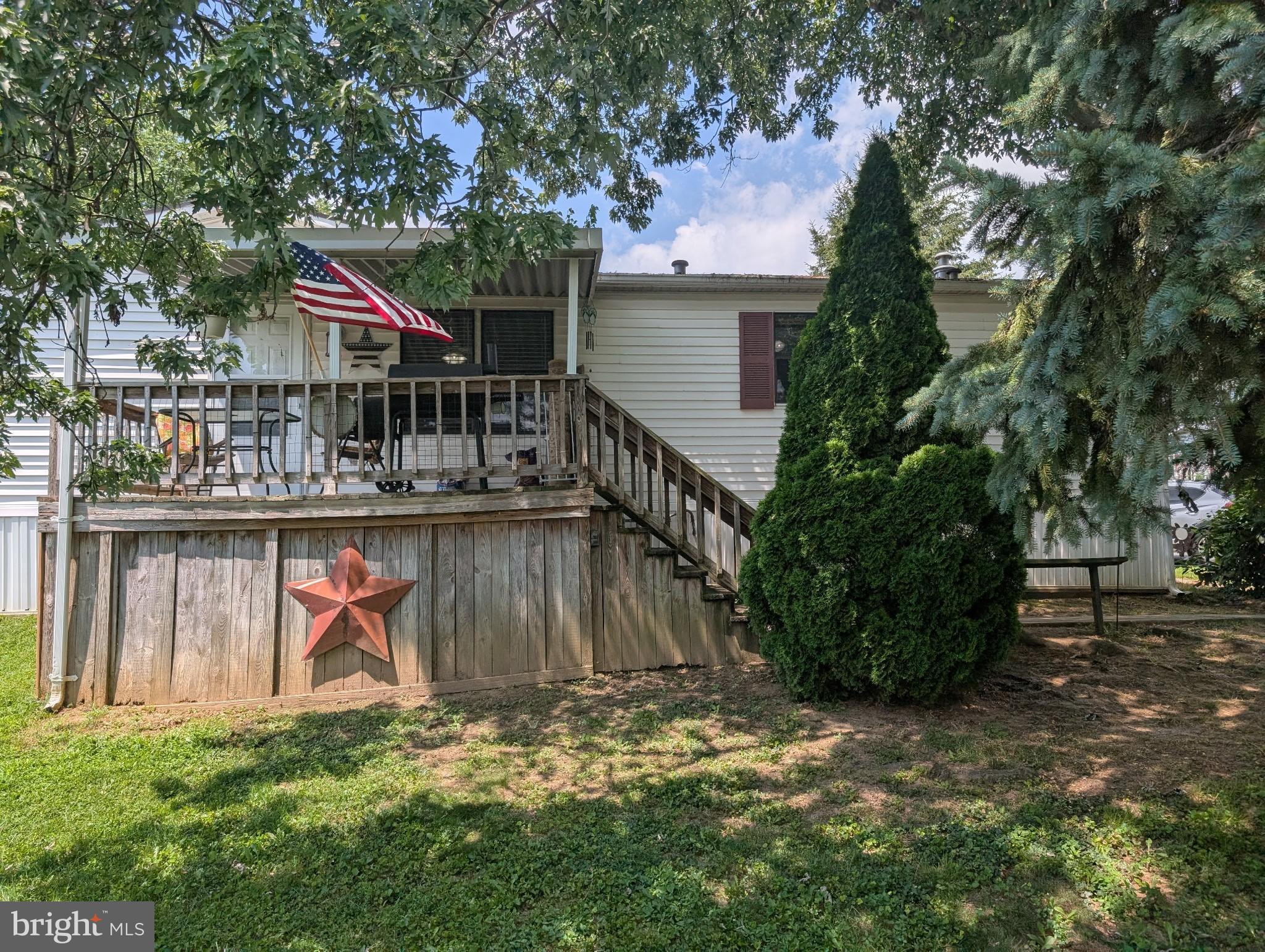 203 GREYFIELD DRIVE