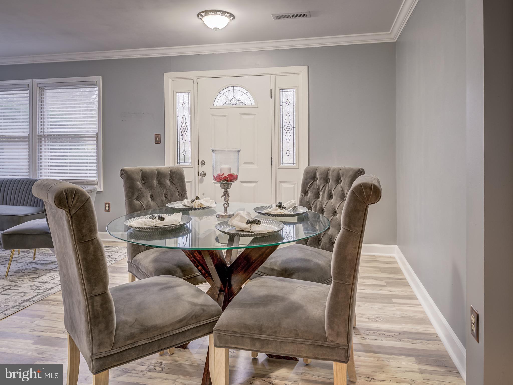 LAKE RIDGE - Residential Lease