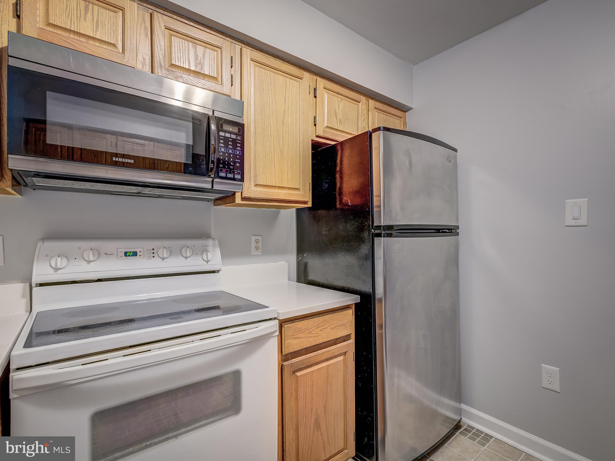 LAKE RIDGE - Residential Lease