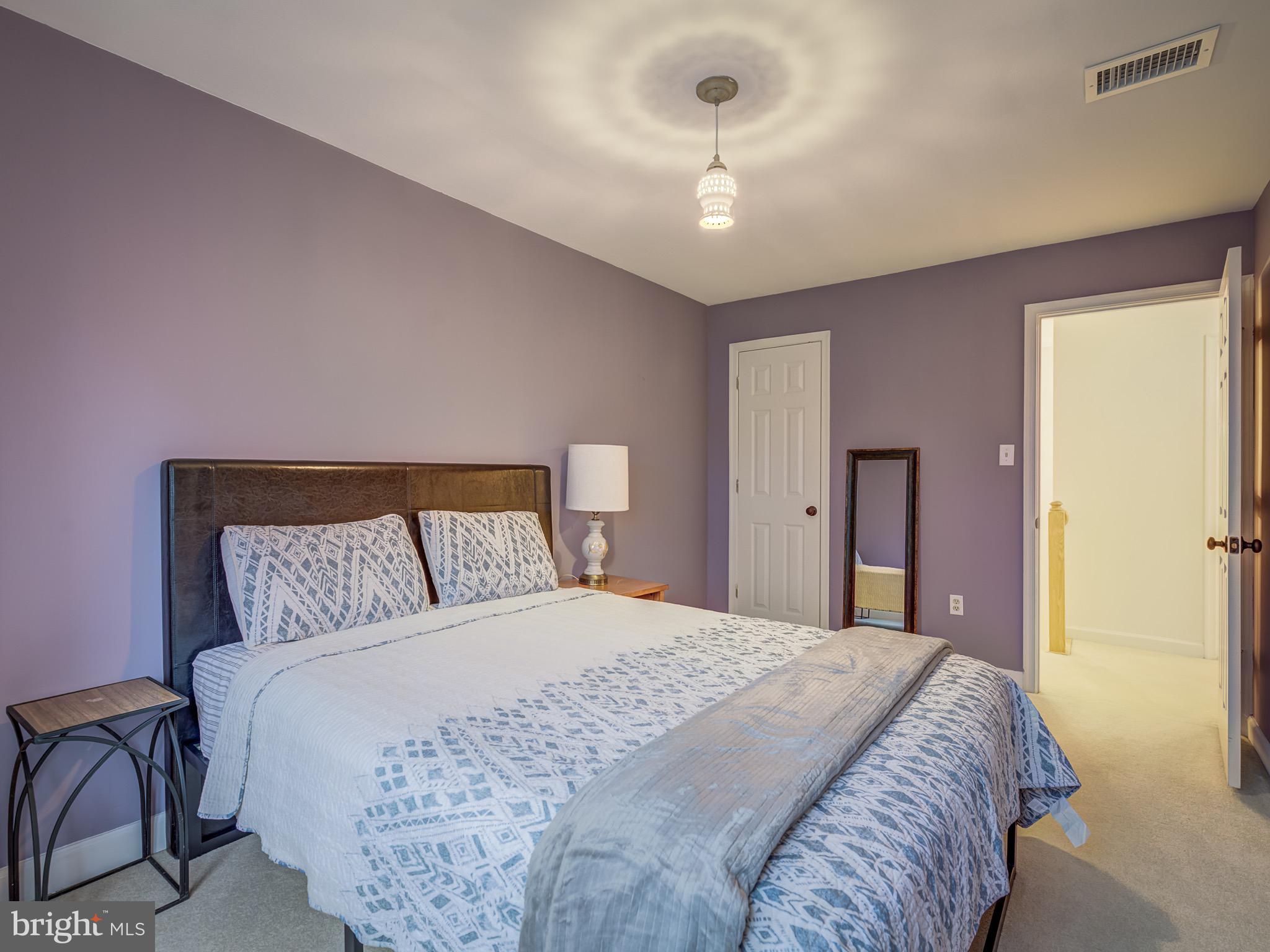 LAKE RIDGE - Residential Lease