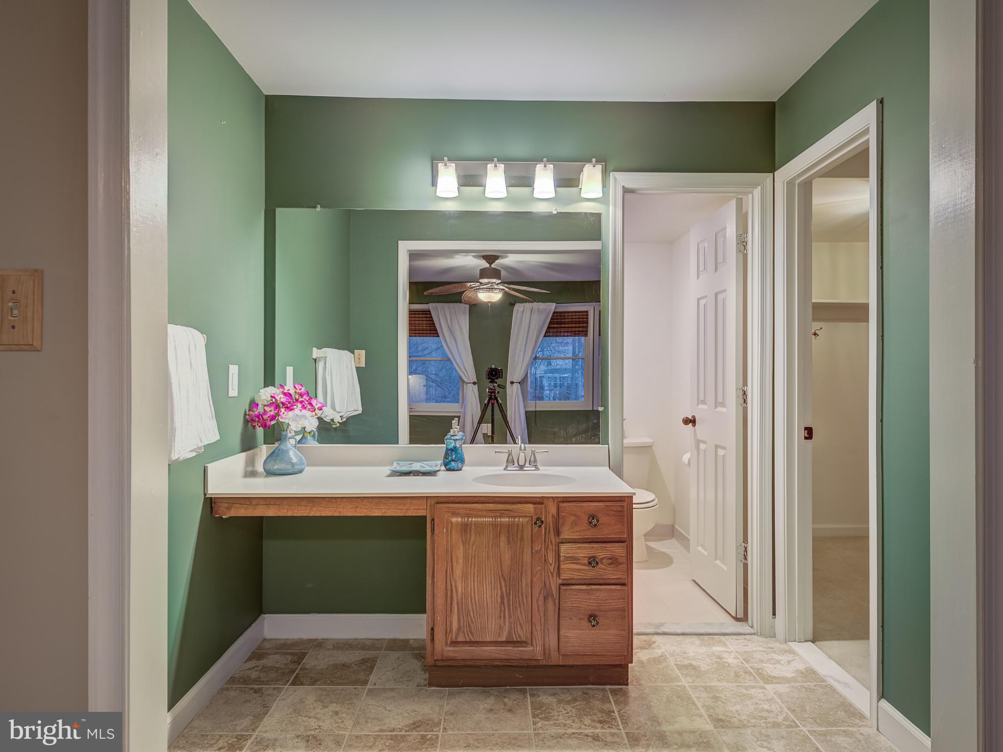 LAKE RIDGE - Residential Lease