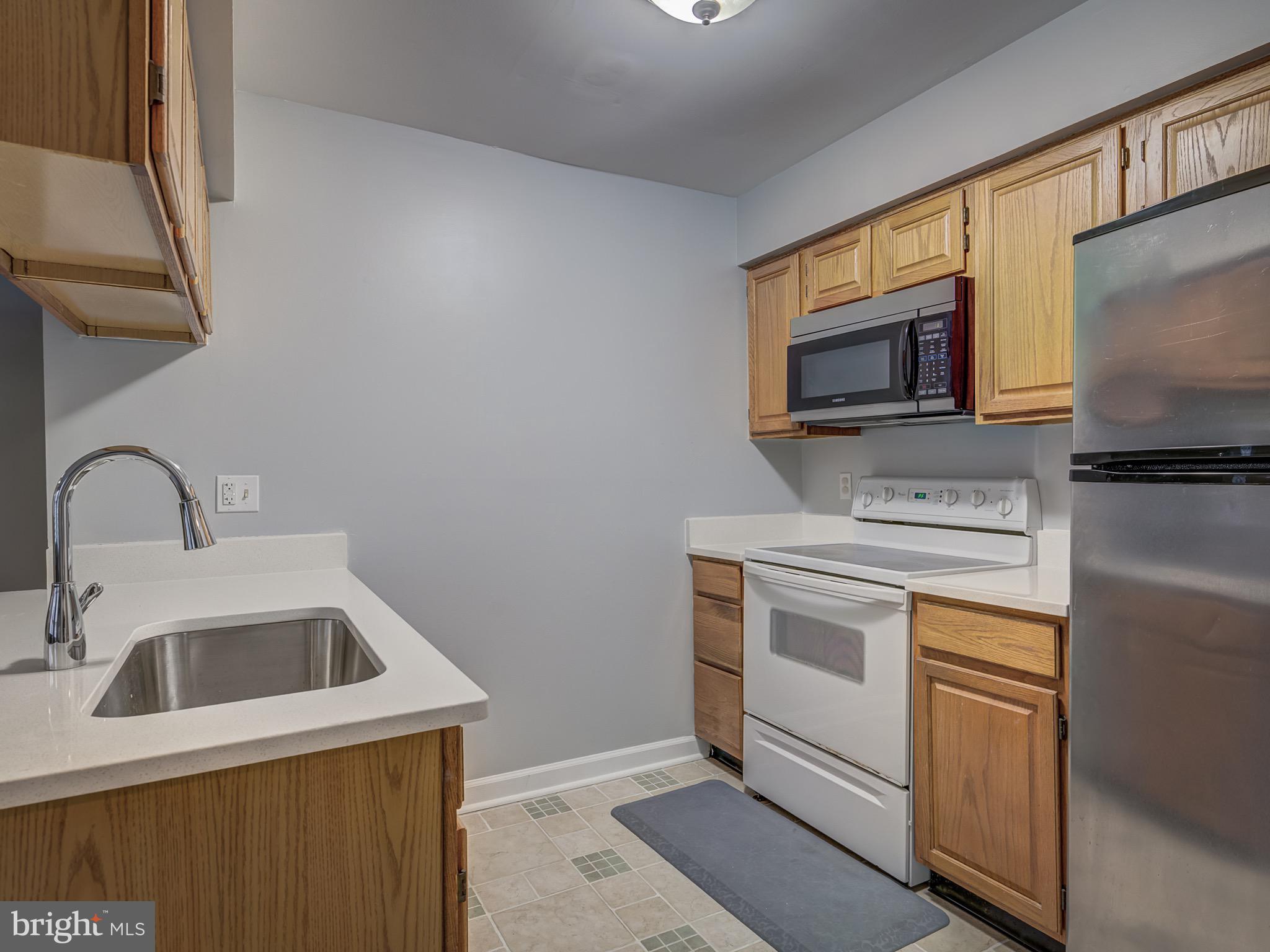 LAKE RIDGE - Residential Lease