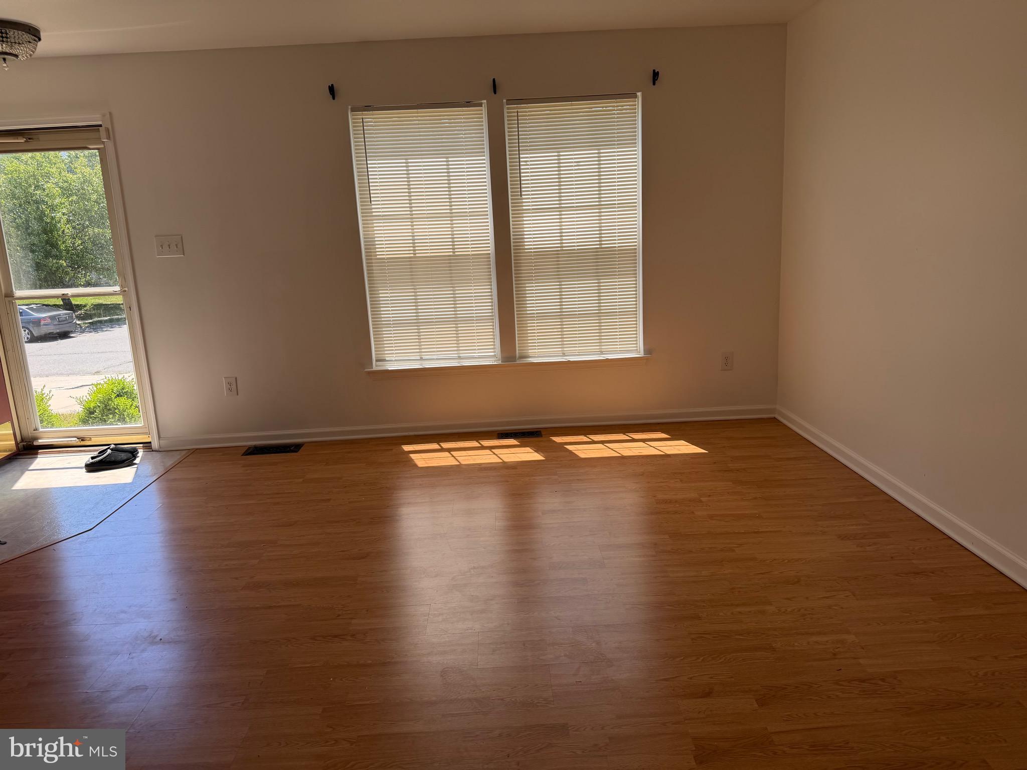 268 REGENTS CIRCLE
