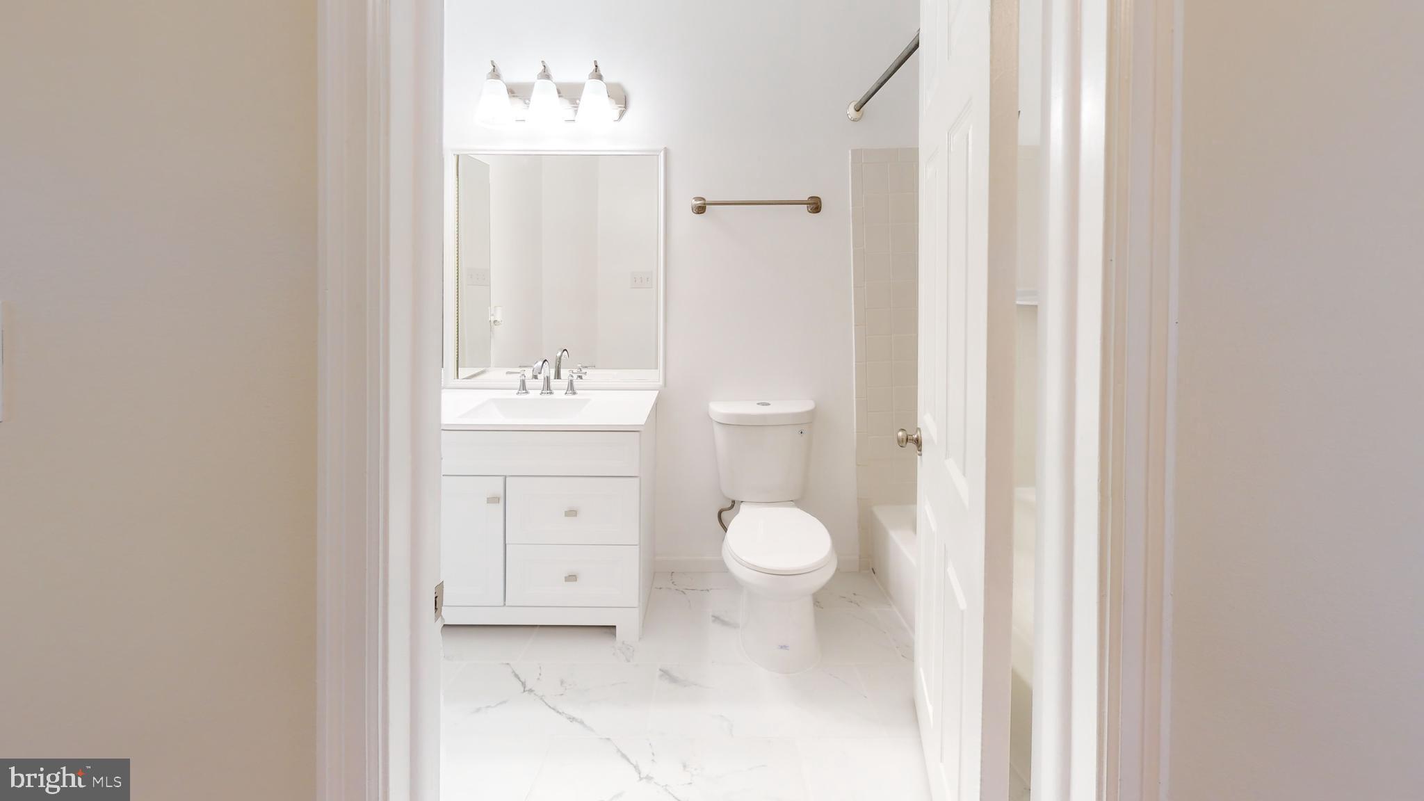 MARLTON - Residential