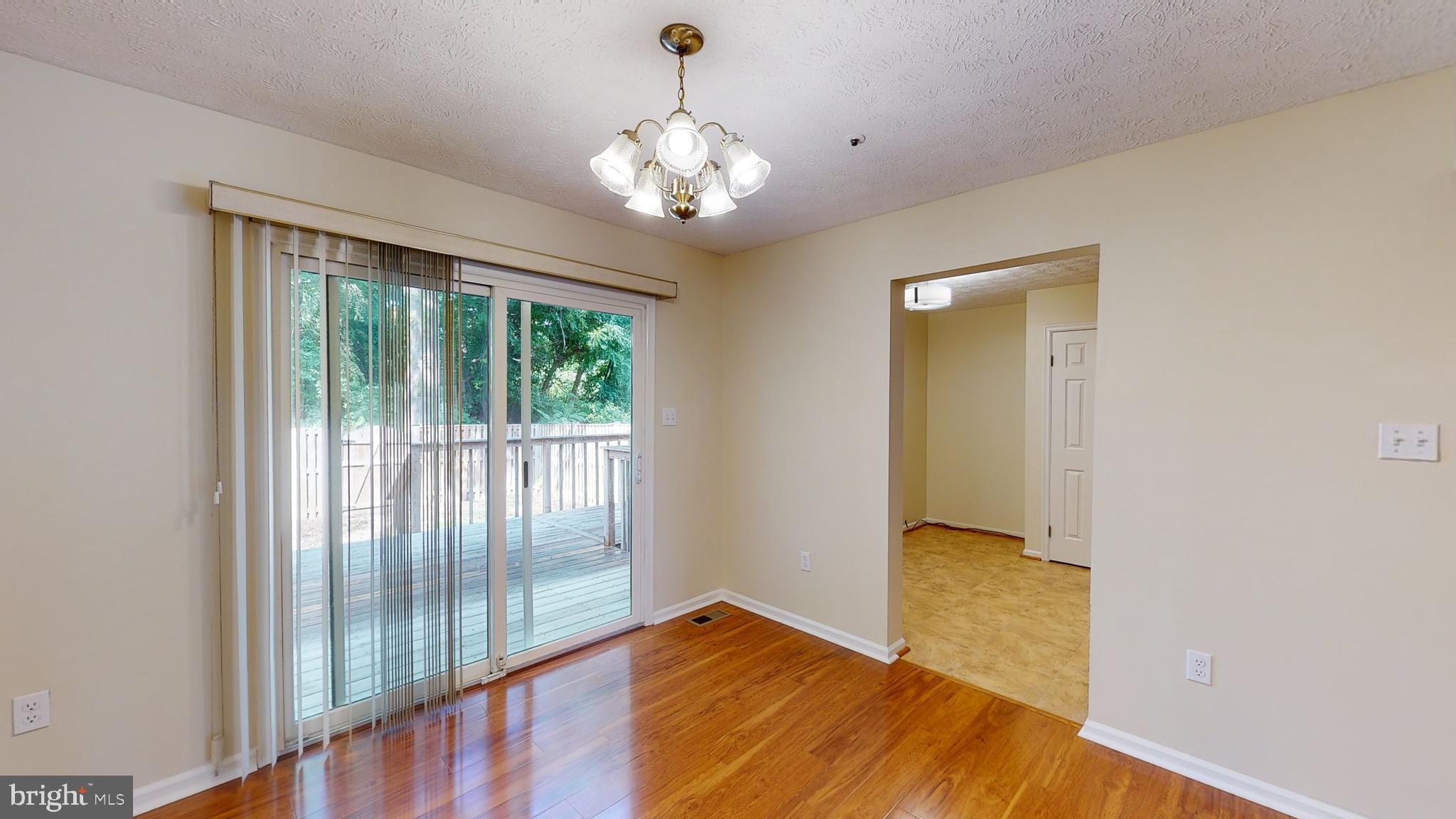 MARLTON - Residential