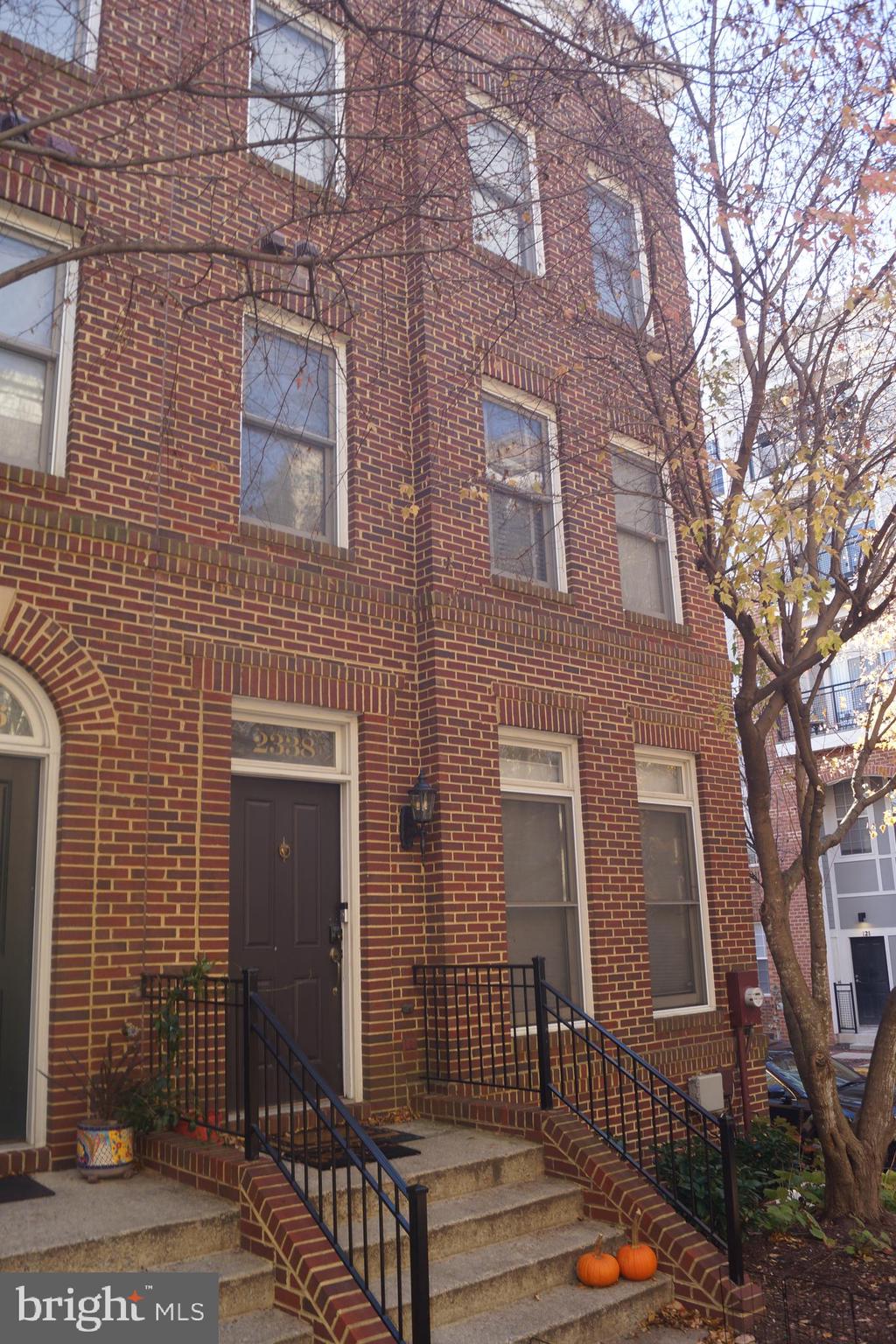 2338 COBBLE HILL TERRACE