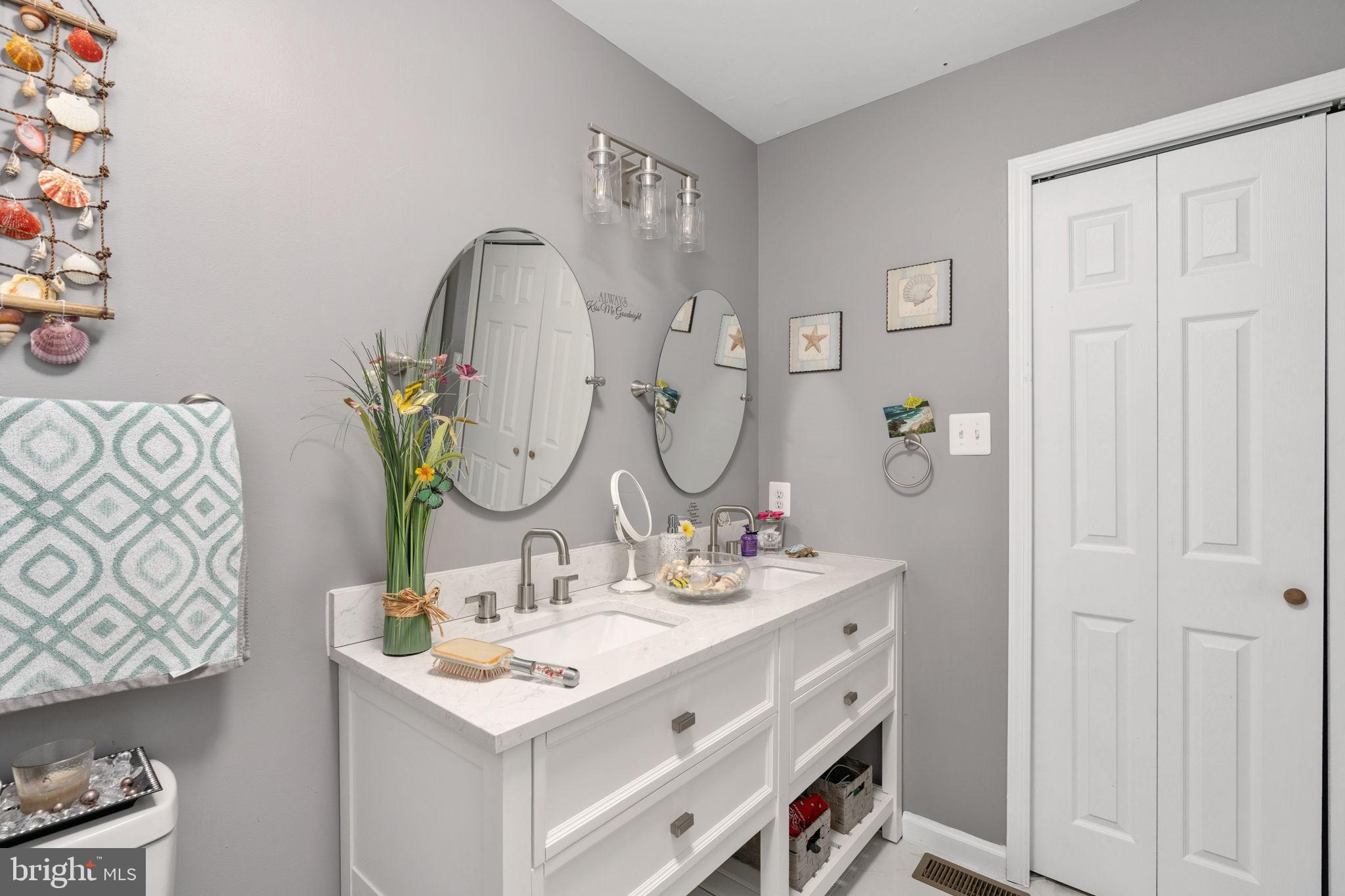 HICKORY RIDGE - Residential