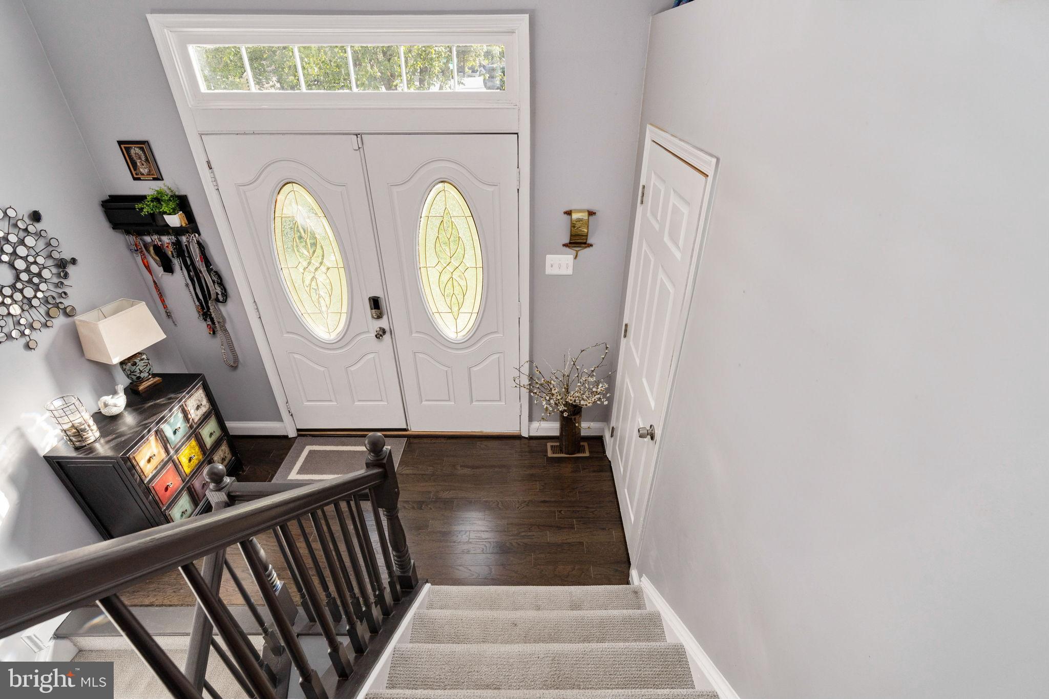 2 BRENTWOOD LANE