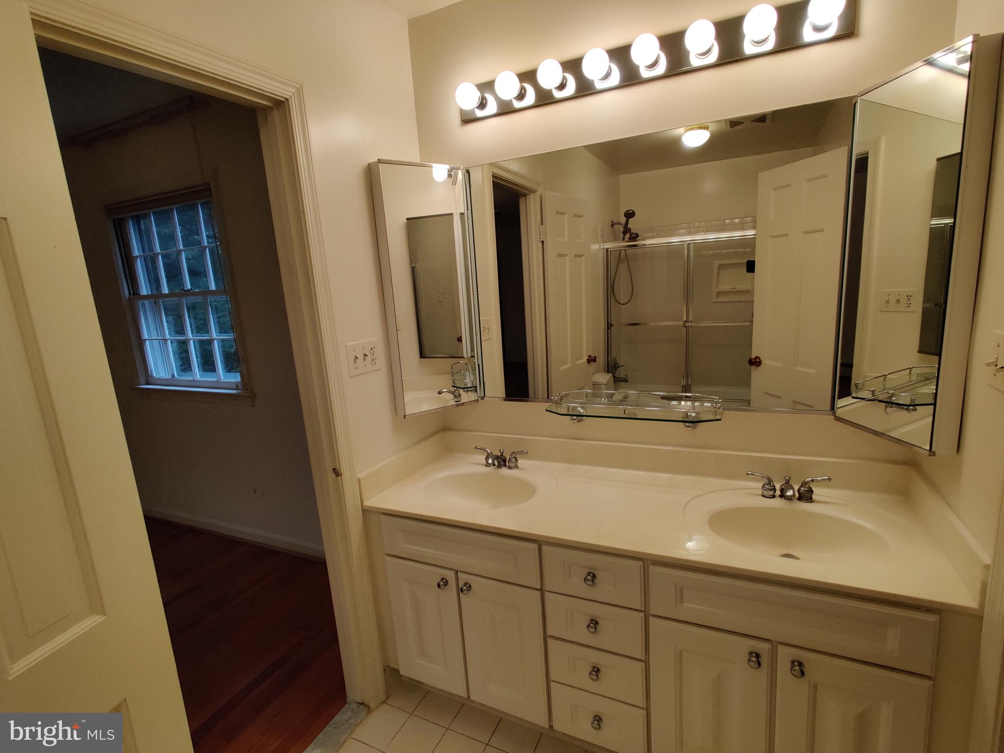 POTOMAC HILLS - Residential