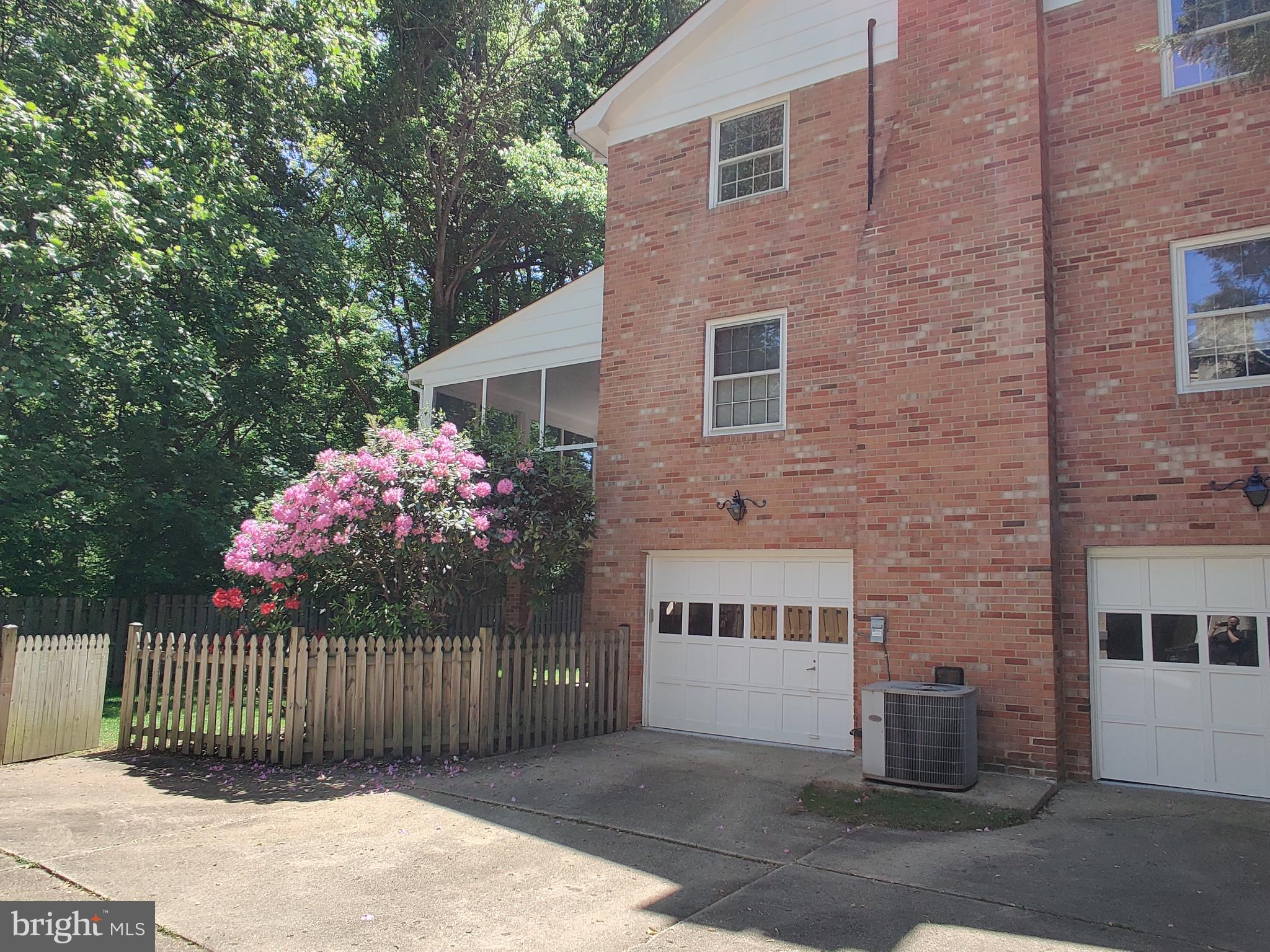 POTOMAC HILLS - Residential