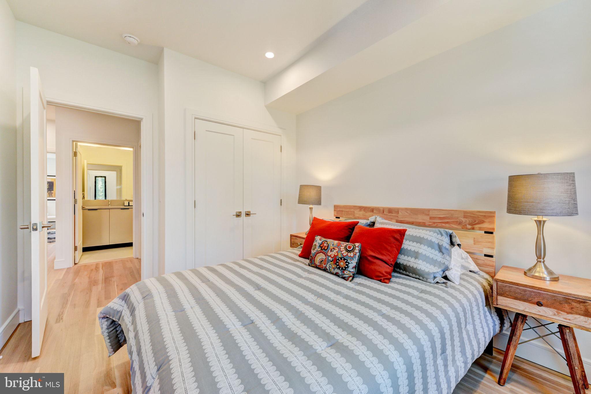 GERMANTOWN (WEST) - Residential