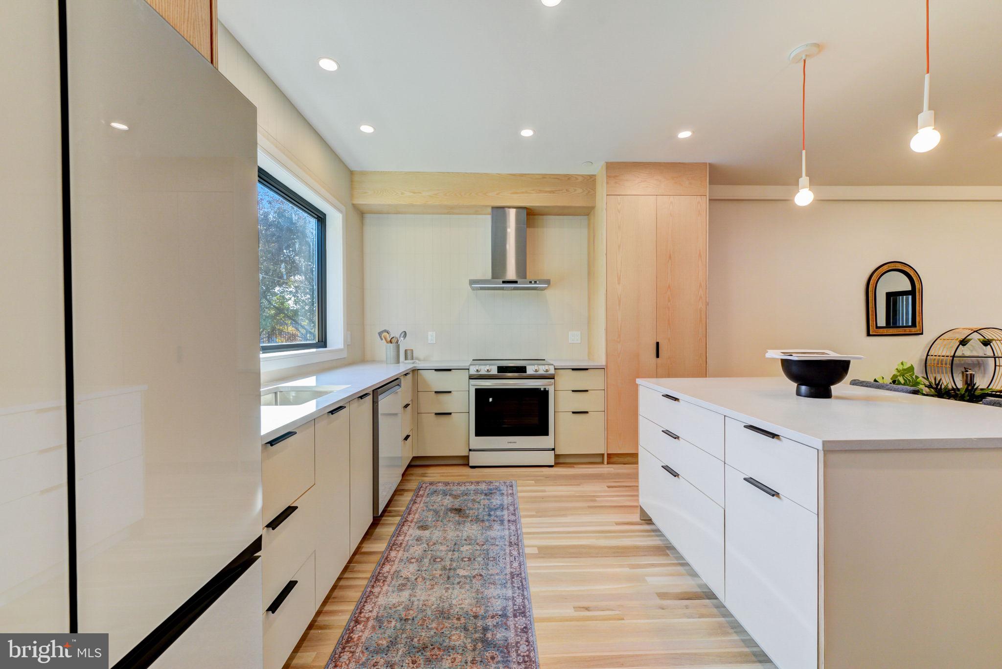 GERMANTOWN (WEST) - Residential