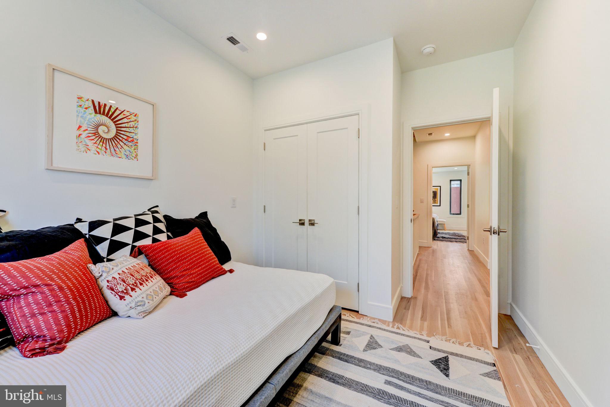 GERMANTOWN (WEST) - Residential