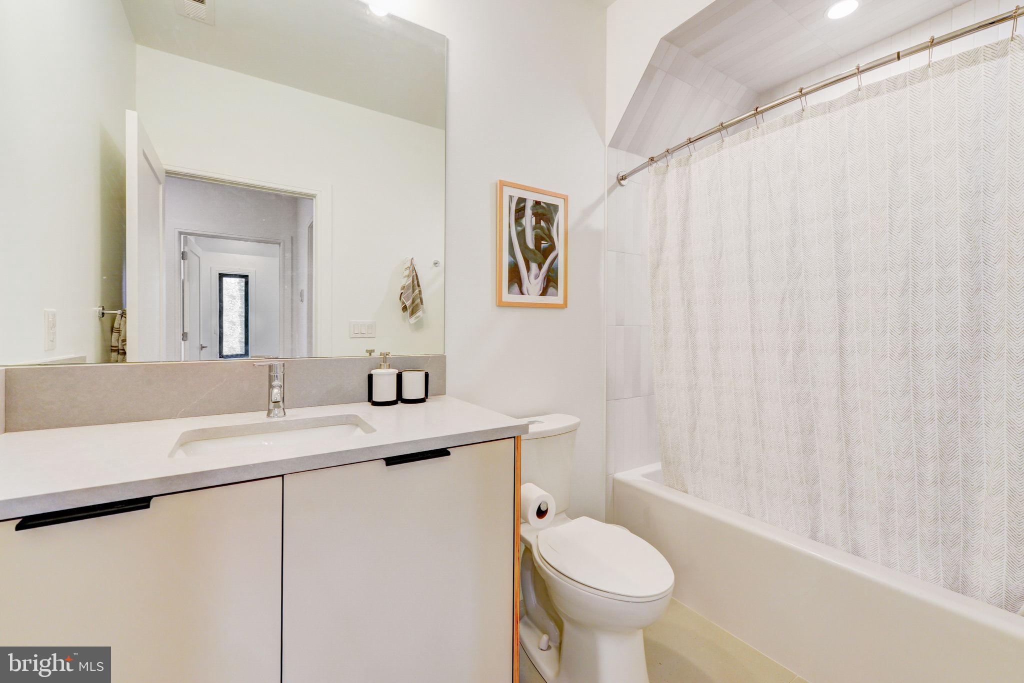 GERMANTOWN (WEST) - Residential