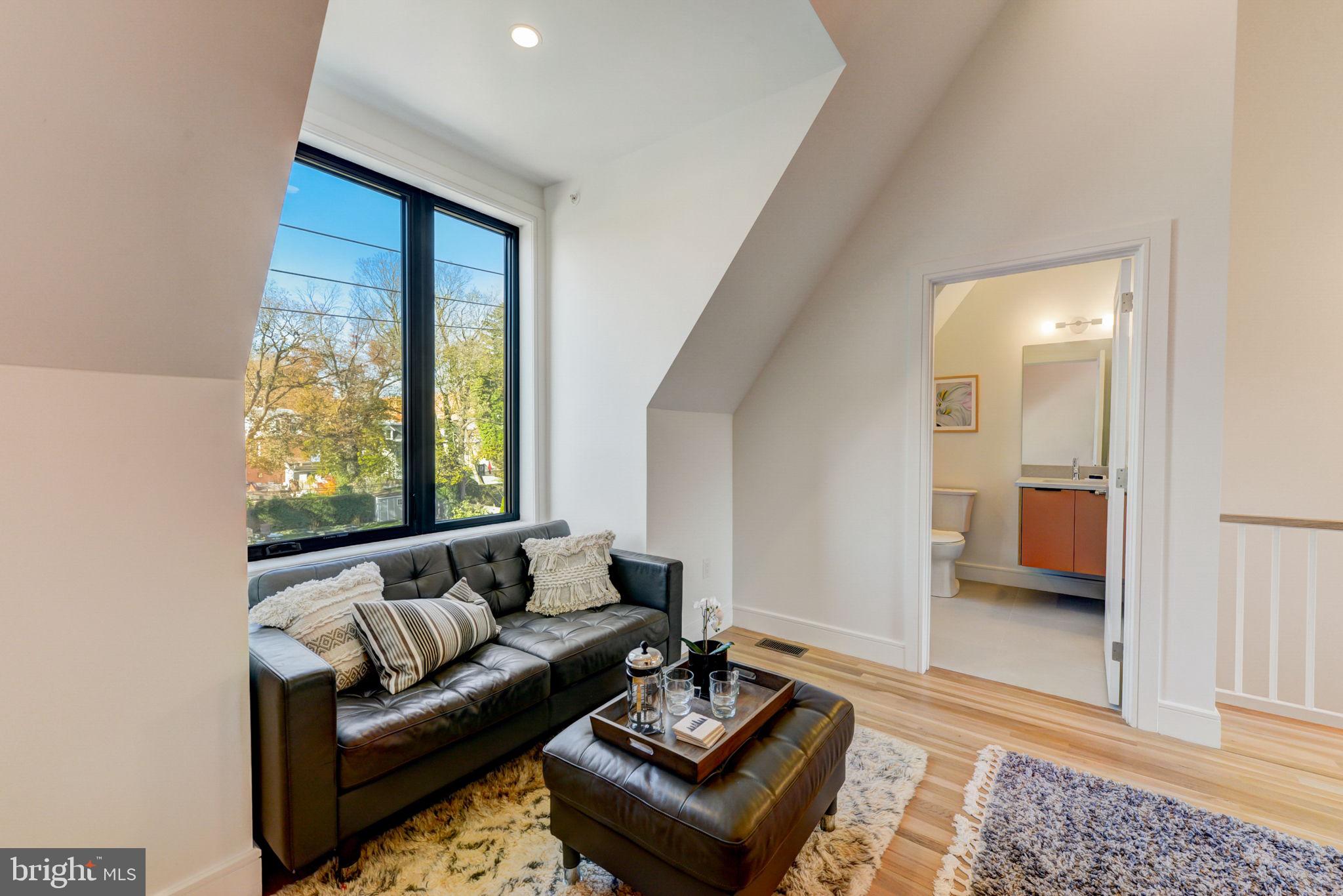 GERMANTOWN (WEST) - Residential